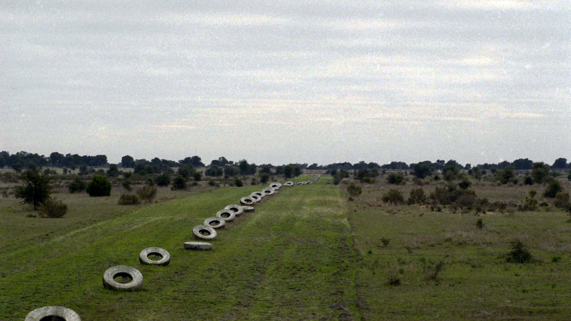 Campo de Tiro de Alcochete, da Força Aérea Portuguesa, a 13 de janeiro de 1994Manuel Moura / Lusa