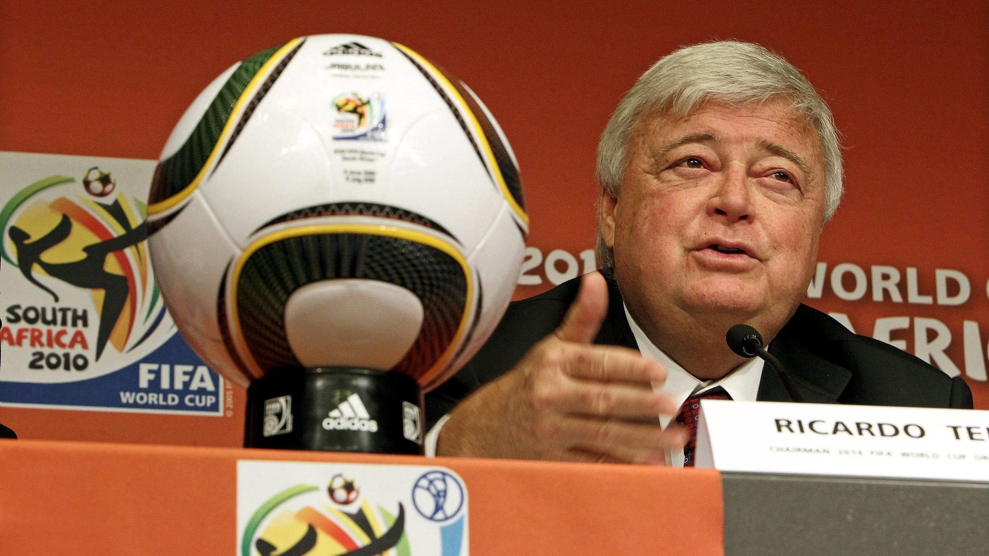 epa03142462 (FILE) A file picture dated 08 July 2010 shows the President of the Brazilian Football Confederation CBF and President of the National 2014 World Cup organizing committee Ricardo Teixeira attending a press conference in Johannesburg, South Africa. According to the CBF&#039;s vice president, Jose Maria Marin, in Rio de Janeiro on 12 March 2012, Ricardo Teixeira resigned from office after years of allegations of corruption.  EPA/SRDJAN SUKI