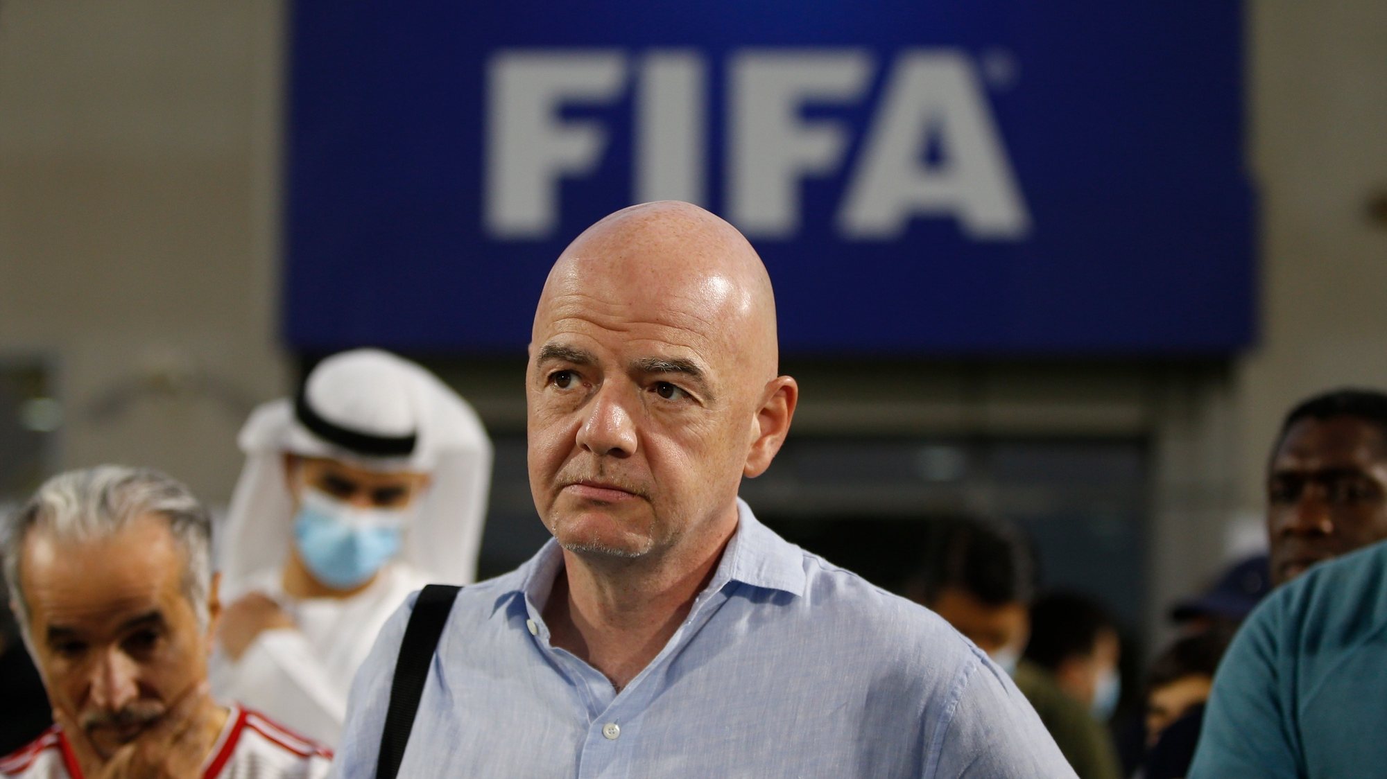 epa08926857 FIFA President Gianni Infantino (2-L) attends an exhibition soccer match played by International legend players including Emiratis players and UAE officials in Gulf emirate of Dubai, United Arab Emirates, 08 January 2021.  EPA/ALI HAIDER