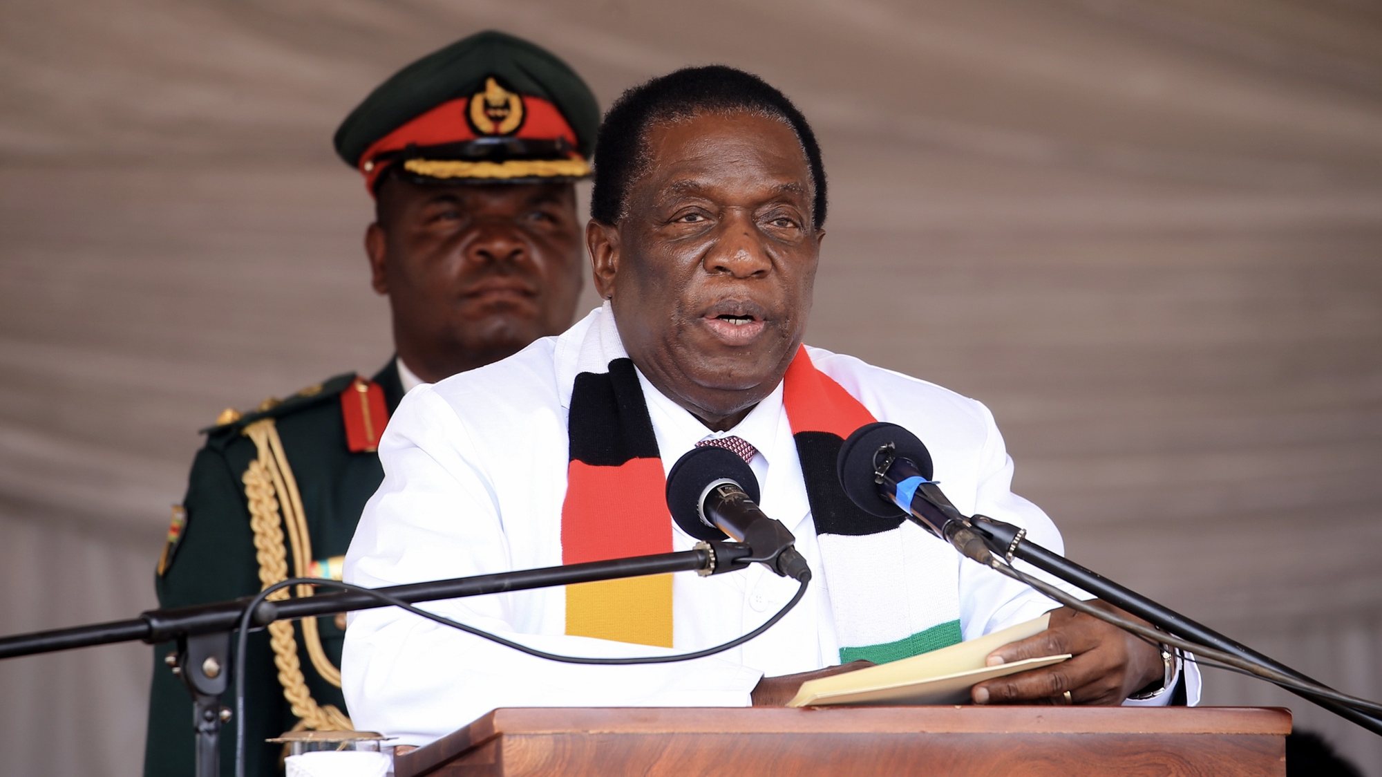 epa10728137 Zimbabwean President Emmerson Mnangagwa speaks at the commissioning of a plant of the Chinese company Prospect Lithium Zimbabwe (PLZ), in Goromonzi, Zimbabwe, 05 July 2023. The company, a member of Zhejiang Huayou Cobalt Company Limited and a leader in battery manufacturing, is expected to export 480,000 tonnes of lithium annually when fully operational.  EPA/AARON UFUMELI