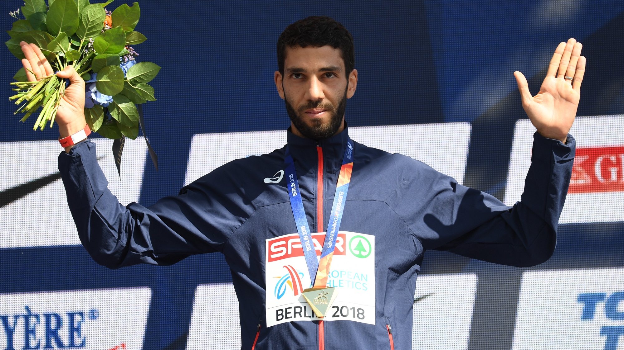 epa06940771 Gold medalist Mahiedine Mekhissi-Benabbad of France poses during the awarding ceremony of the men&#039;s 3,000m Steeplechase at the Athletics 2018 European Championships in Berlin, Germany, 10 August 2018.  EPA/CLEMENS BILAN