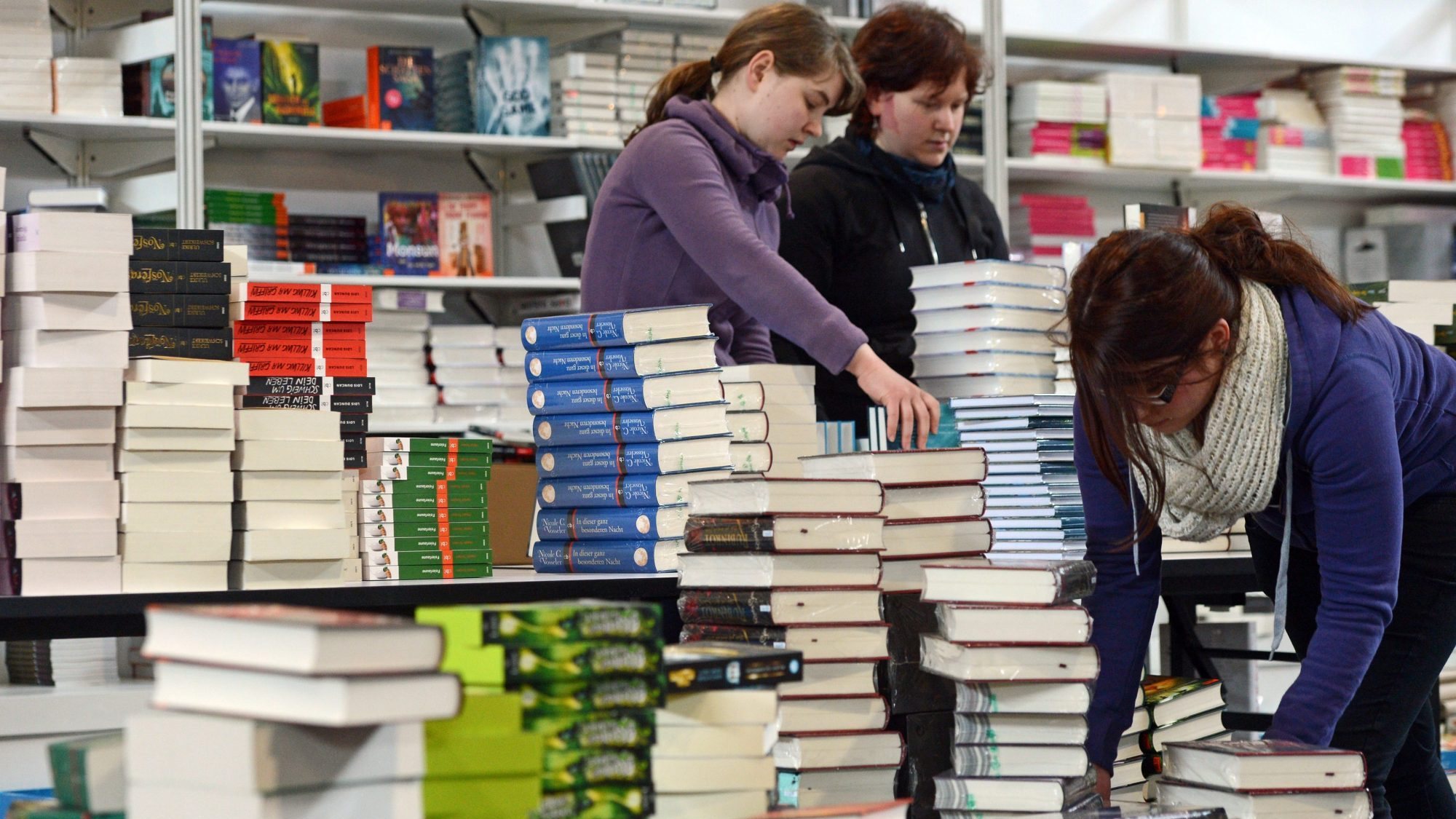 Em 2022, entraram em circulação no mercado 12.894 novos livros, mais dois mil do que os cerca de 10.700 de 2021