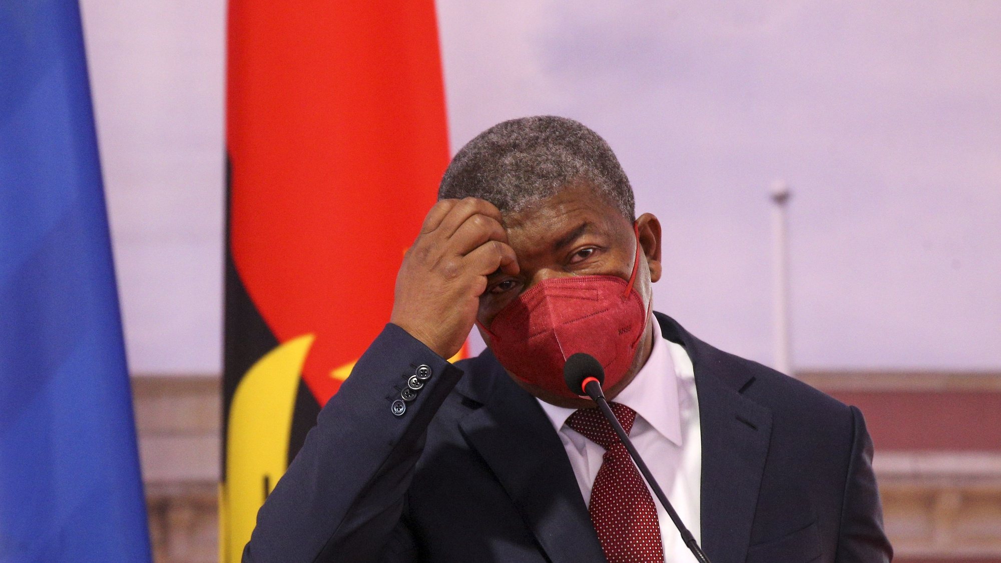 Presidente Angolano Inaugura Fábrica De Empresa De Origem Portuguesa Observador 