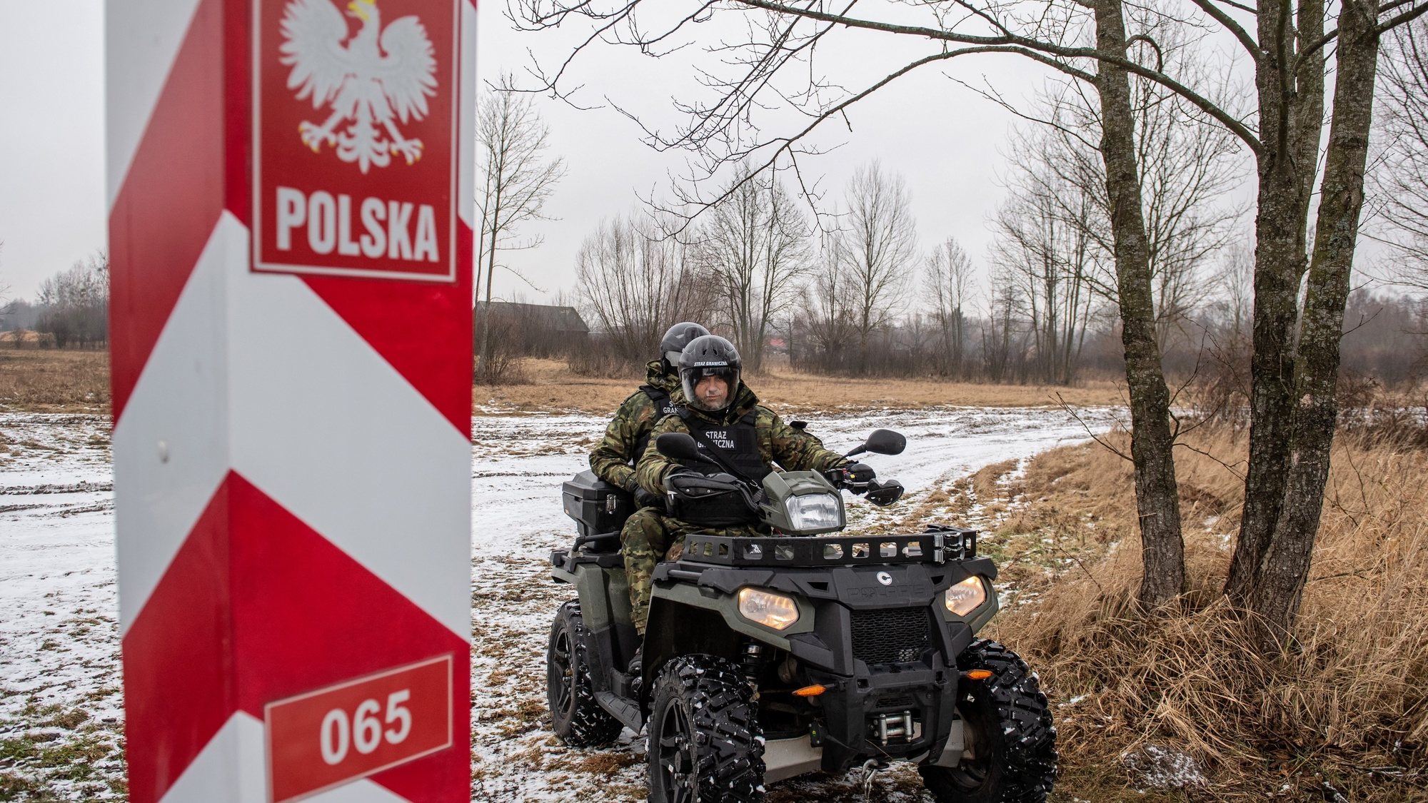 A fronteira da Polónia com a Bielorússia a ser controlada por uma patrulha de guardas