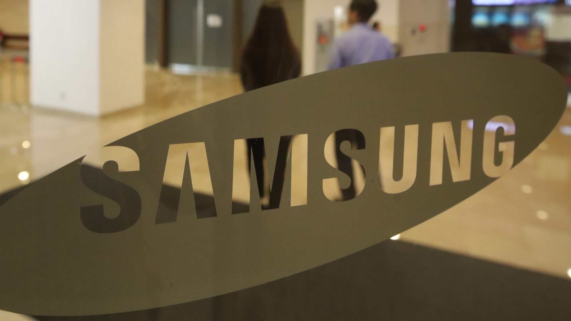 A Samsung também registou um lucro operacional de 12,5 biliões de won (9,2 mil milhões de euros)