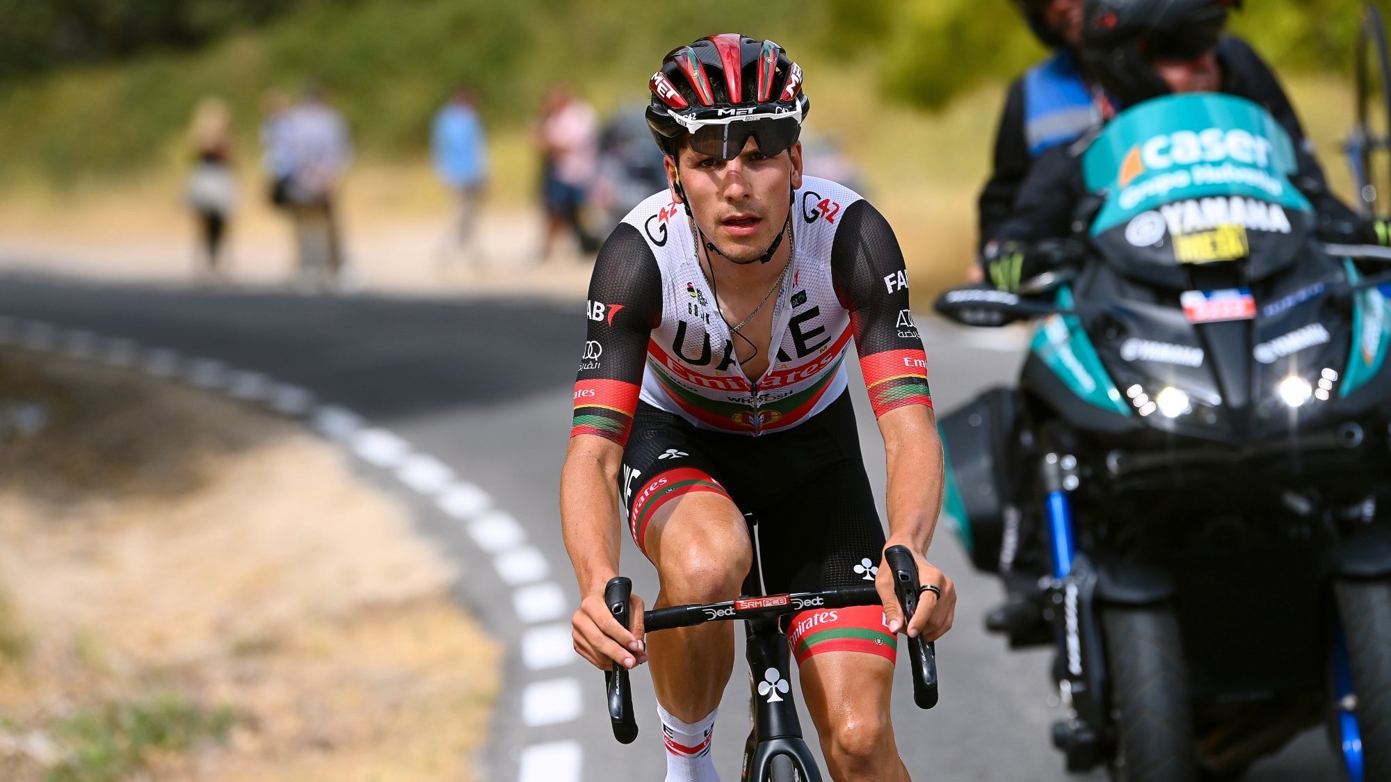 João Almeida não começou bem a Vuelta, perdeu a oportunidade de ganhar tempo no contrarrelógio mas subiu ao quinto posto em Navacerrada