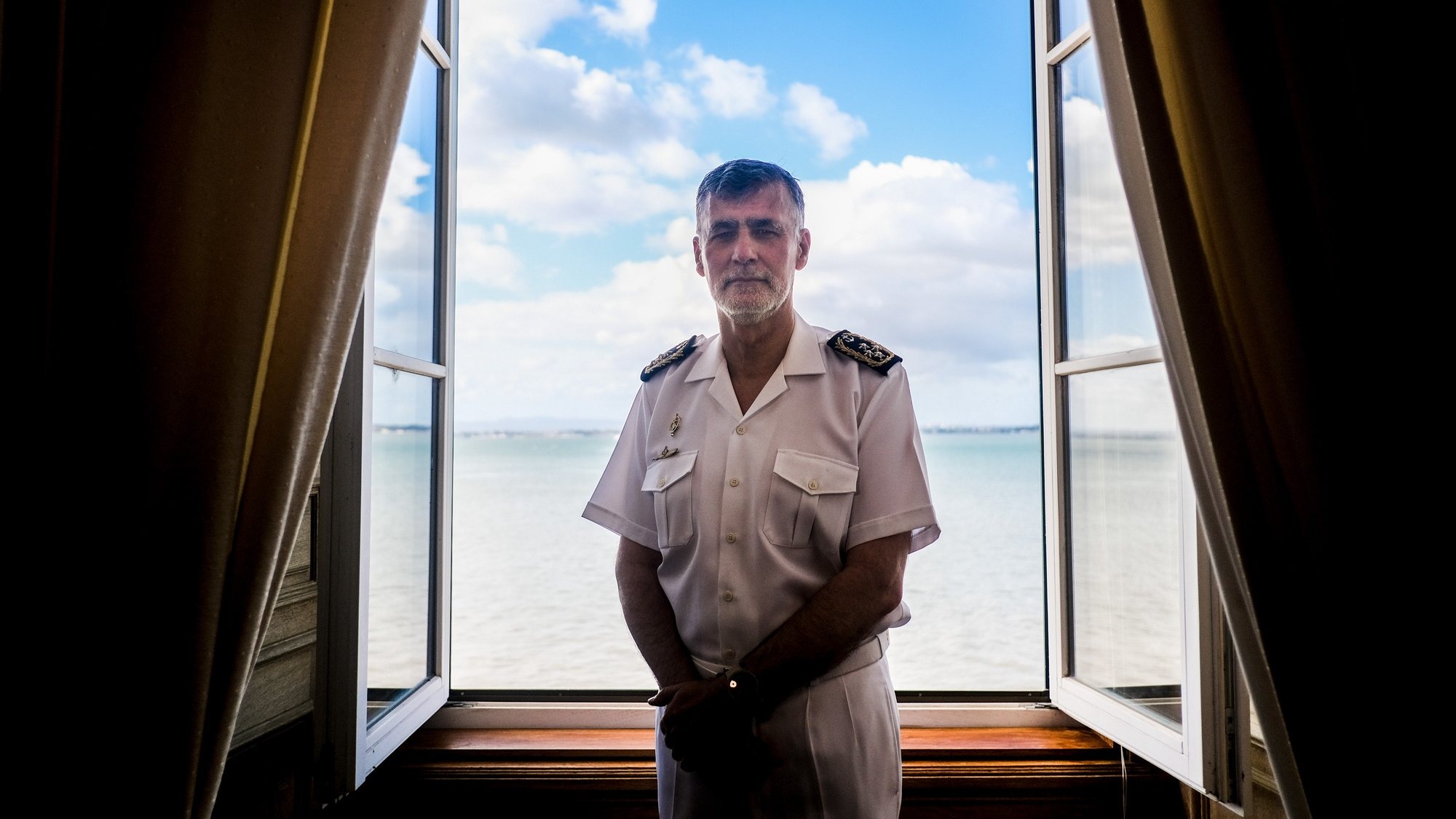 O chefe do Estado-Maior da Armada (CEMA), almirante Henrique Gouveia e Melo, durante uma entrevista à Agência Lusa, em Lisboa, 20 de junho de 2022. (ACOMPANHA TEXTO DE 25 DE JUNHO DE 2022). MÁRIO CRUZ/LUSA