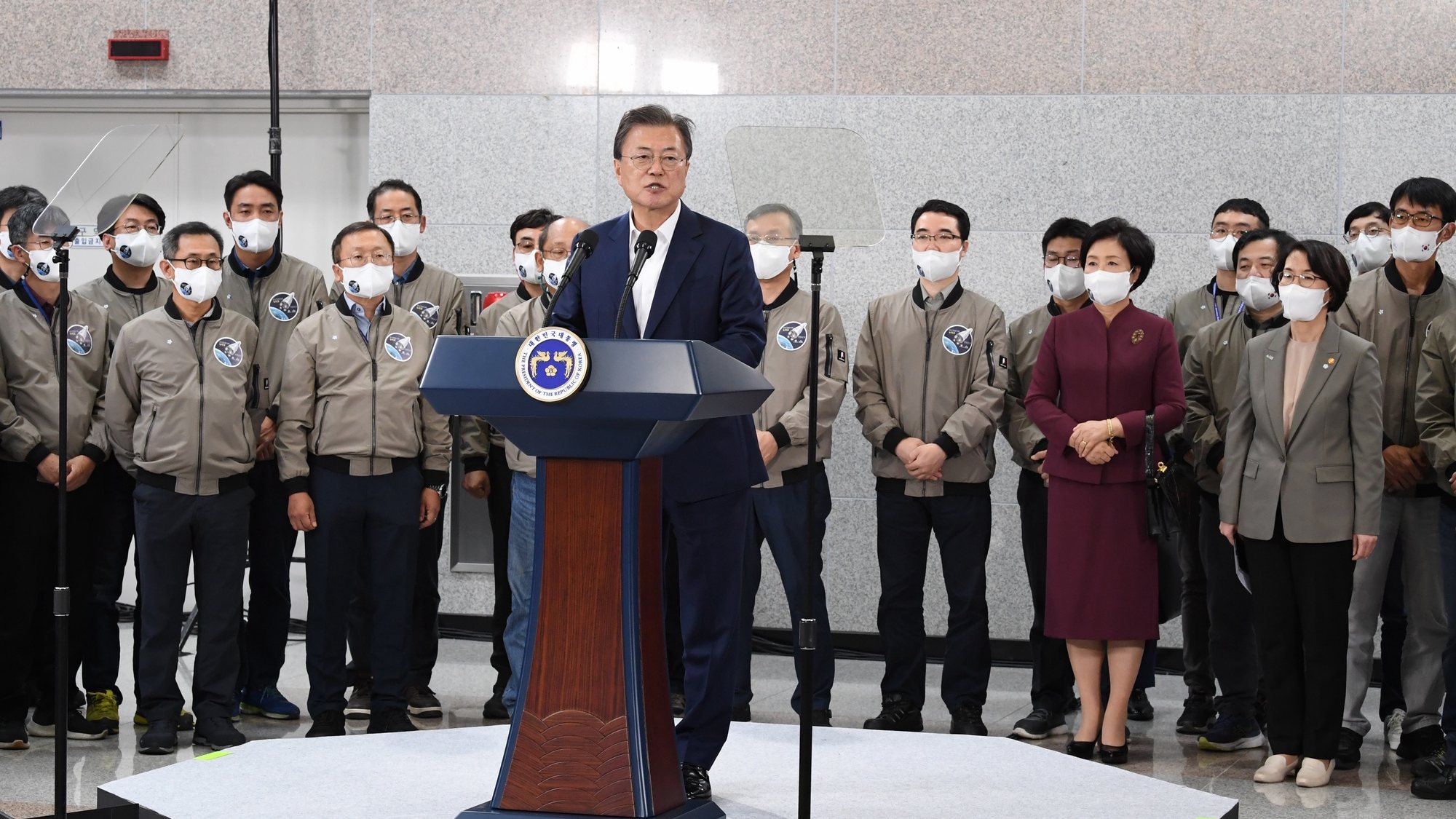 epa09535633 South Korean President Moon Jae-in delivers a public message after the country&#039;s first homegrown space launch vehicle, known as Nuri, lifted off from the Naro Space Center in Goheung, South Korea, 21 October 2021.  EPA/YONHAP SOUTH KOREA OUT
