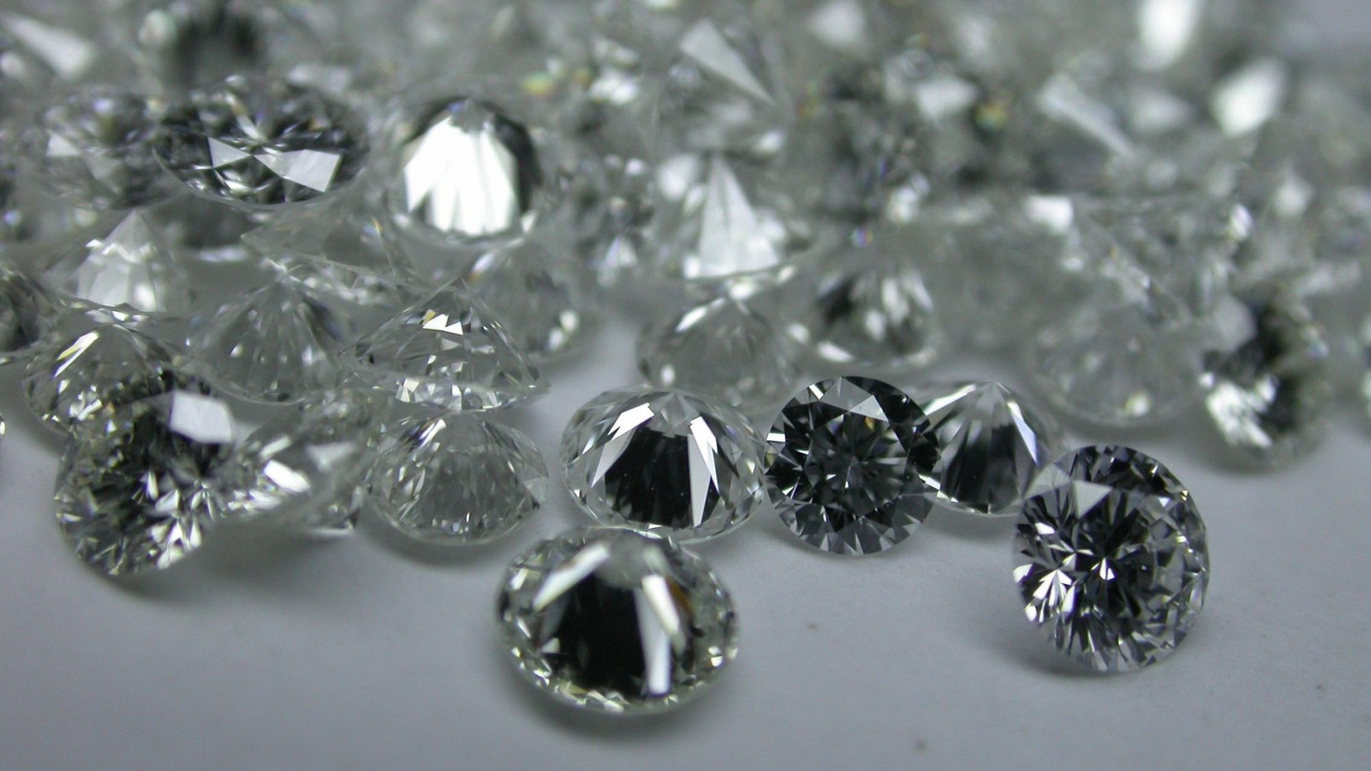 A Rússia exportou quase cinco mil milhões de dólares (4,6 mil milhões de euros) em diamantes em 2021
