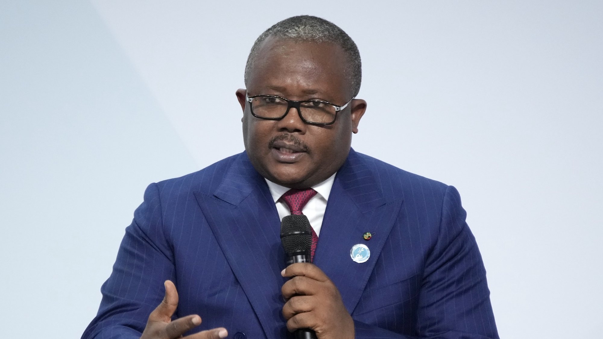 epa10300141 Guinea Bissau President Umaro Sissoco Embalo speaks at the Peace Forum in Paris, France, 11 November 2022. France hosts leaders from multiple countries to discuss world peace and what to do about Ukraine  EPA/Christophe Ena / POOL MAXPPP OUT