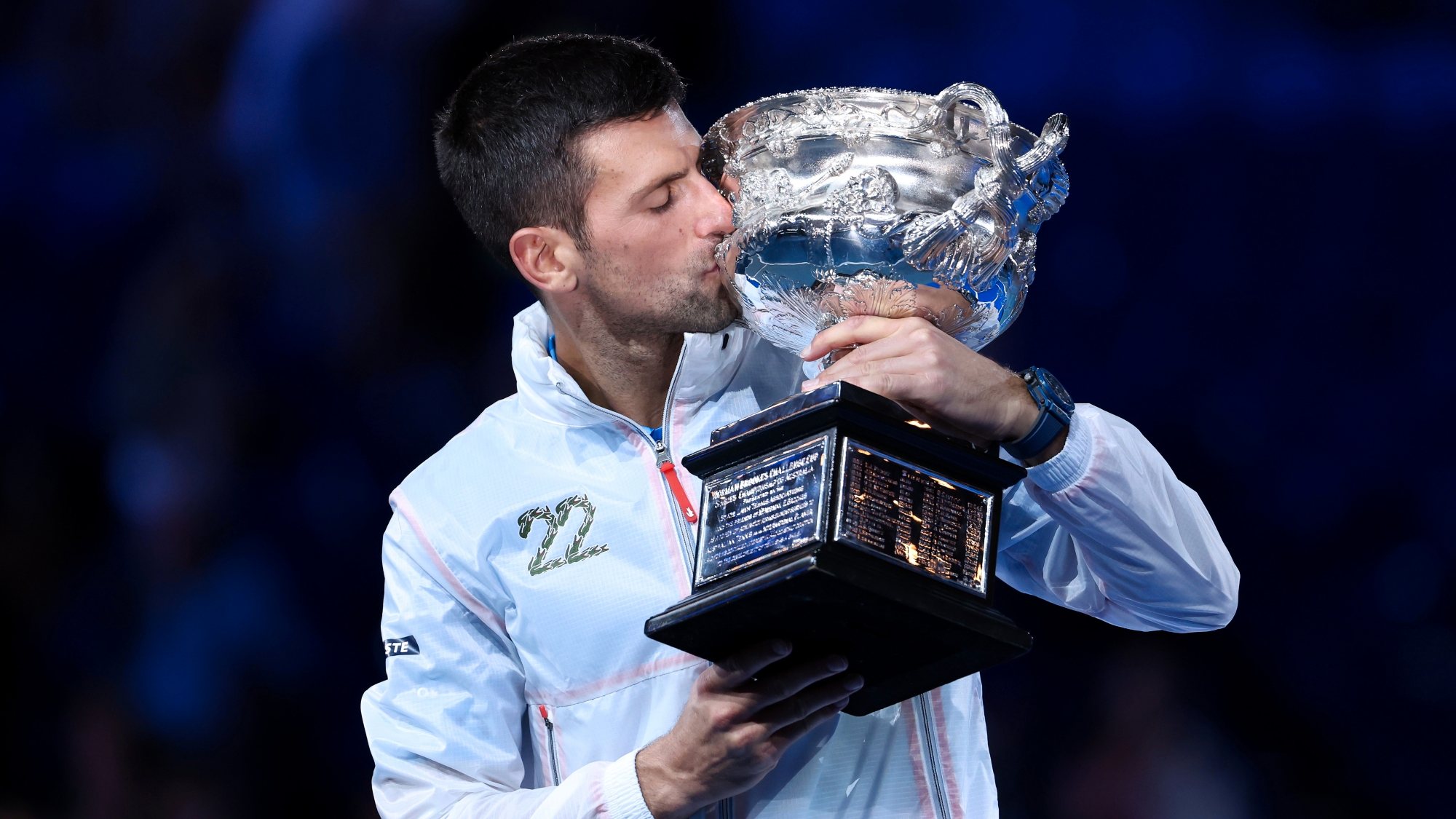 Novak Djokovic começou o ano a ganhar o Open de Adelaide e conquistou agora o décimo Open da Austrália com apenas um set perdido (e na segunda ronda)