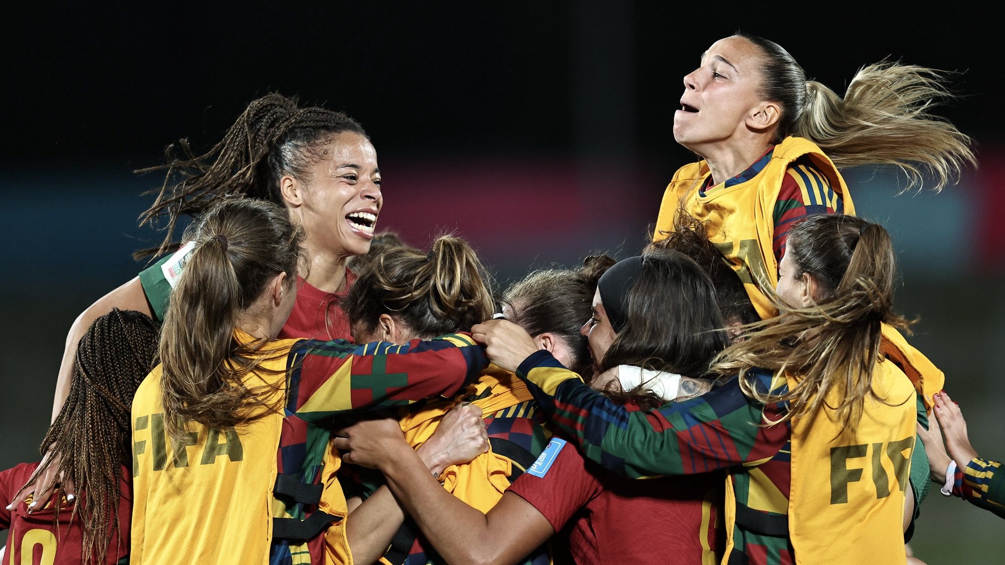 A seleção portuguesa feminina de futebol conseguiu hoje o maior feito da sua história, ao qualificar-se para o Mundial de 2023, culminando com um 2-1 aos Camarões um percurso sempre em crescendo, ao nível exibicional e de resultados, em Hamilton, Nova Zelândia, 22 de fevereiro de 2023. HERNANI PEREIRA/FPF/LUSA
