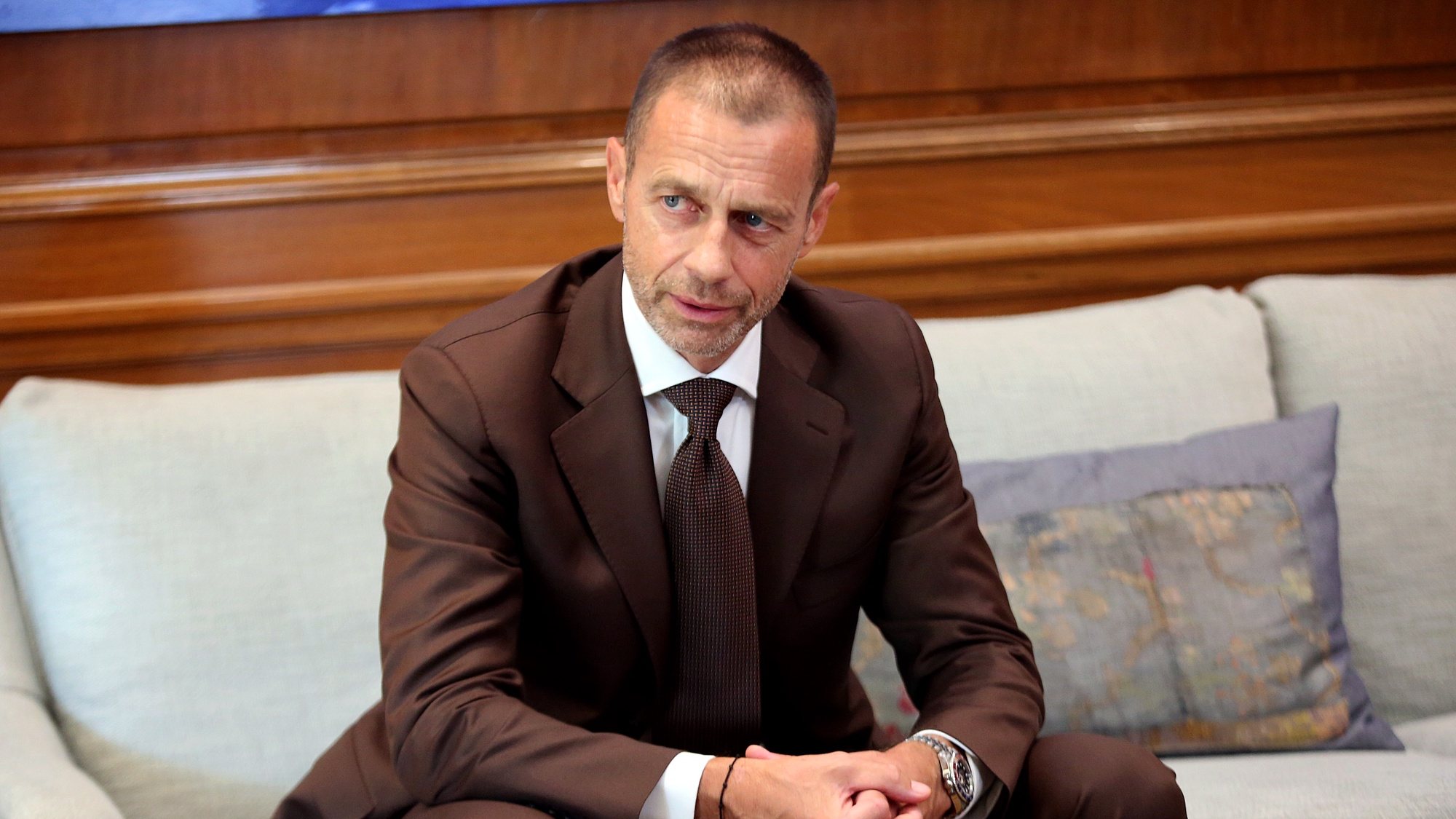 epa10136340 UEFA President Aleksander Ceferin during his meeting with Greek Prime Minister in Athens, Greece, 24 August 2022. Ceferin is in Athens on a working visit.  EPA/ORESTIS PANAGIOTOU