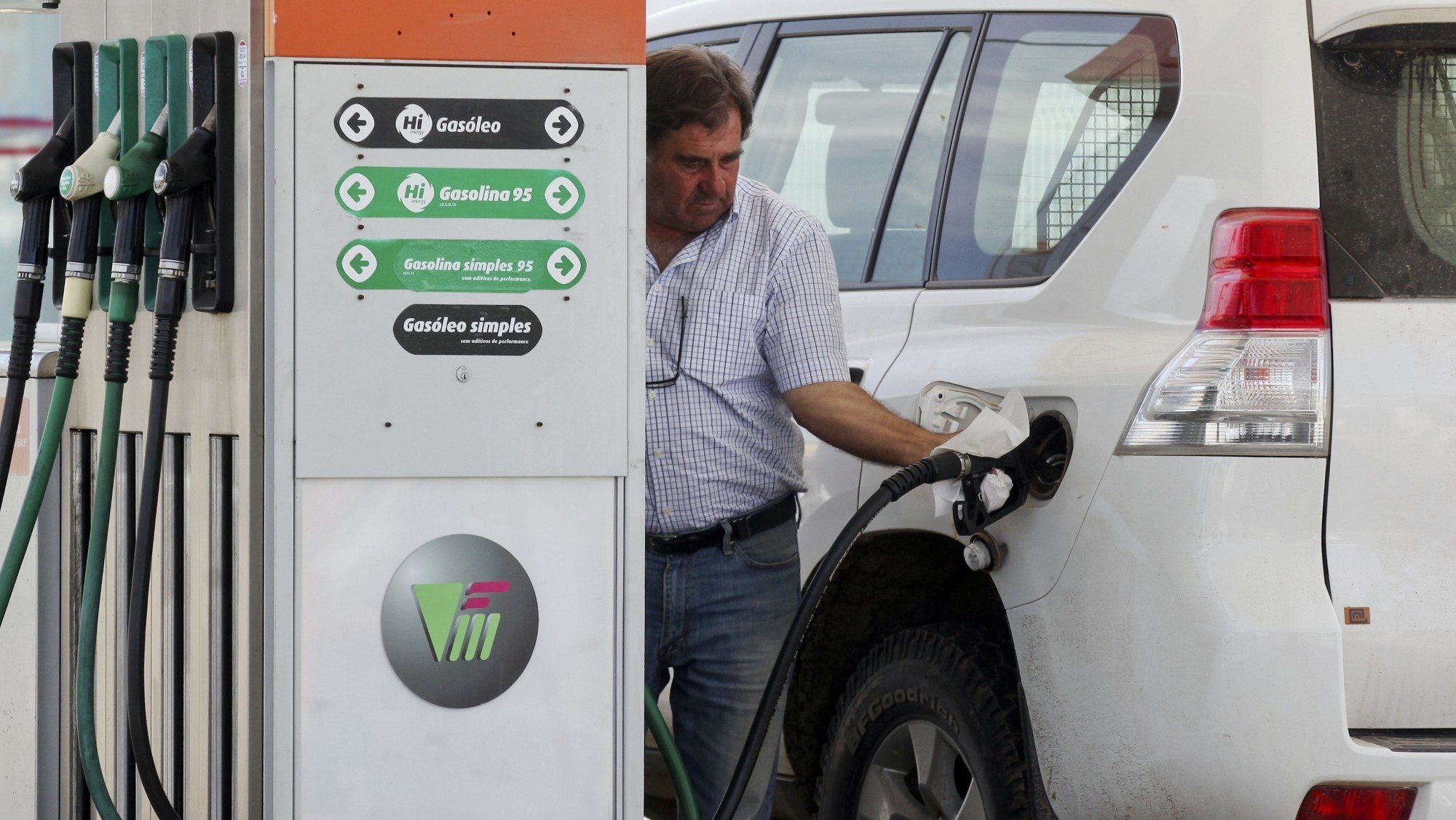Combustíveis simples não alteram rotina dos raianos, que continuam a abastecer em Espanha