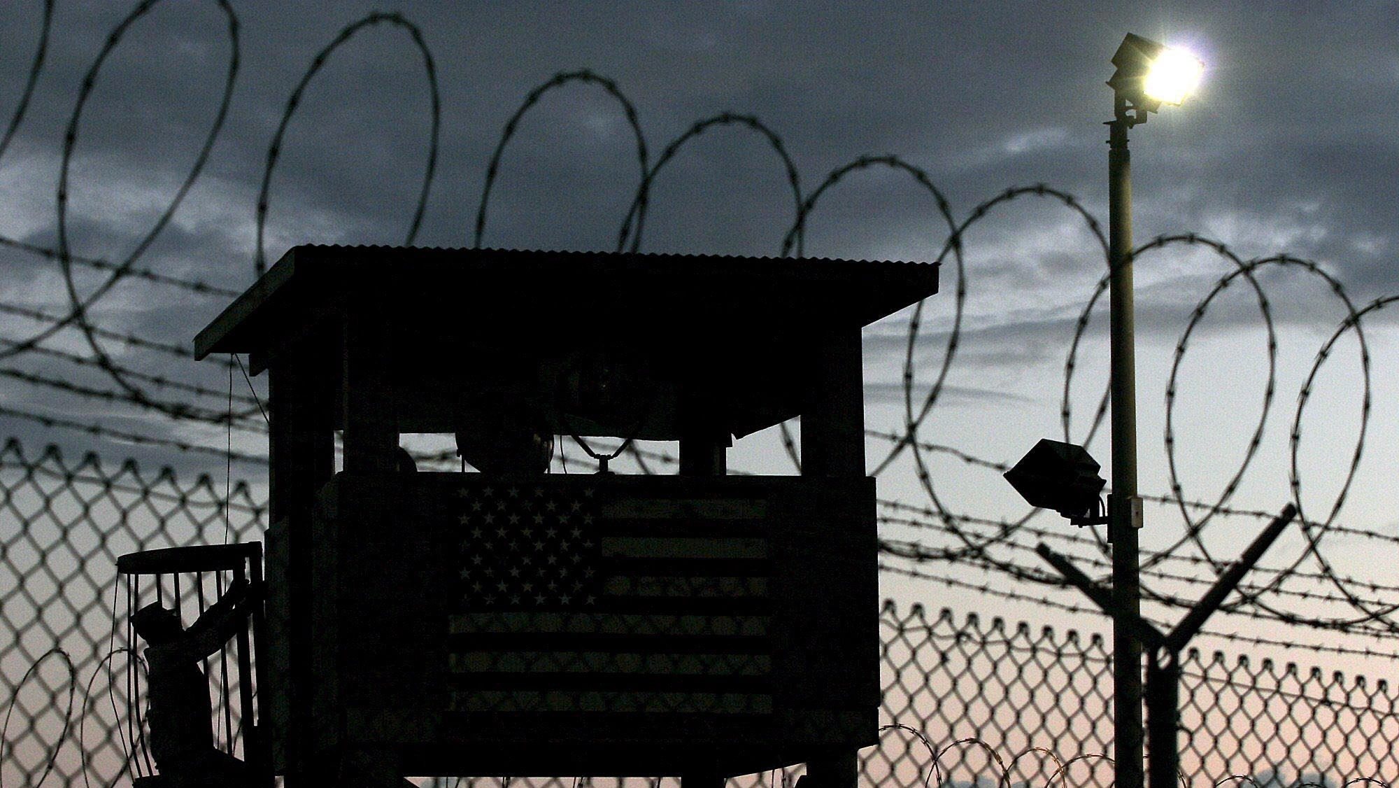 O Governo de Joe Biden está a tentar novamente reduzir o número de homens detidos em Guantánamo