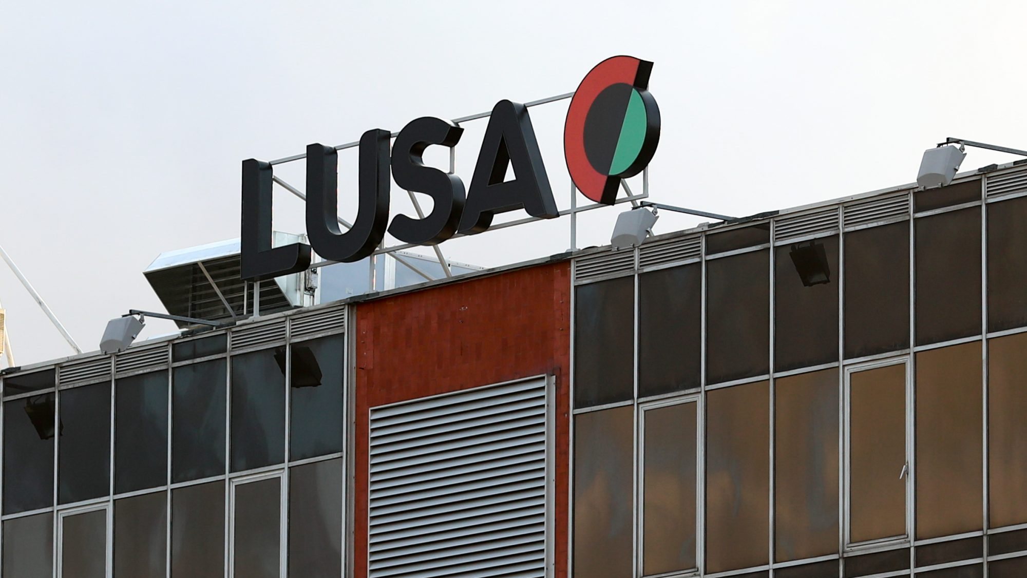Os trabalhadores da Lusa cumprem este sábado o terceiro de quatro dias de greve