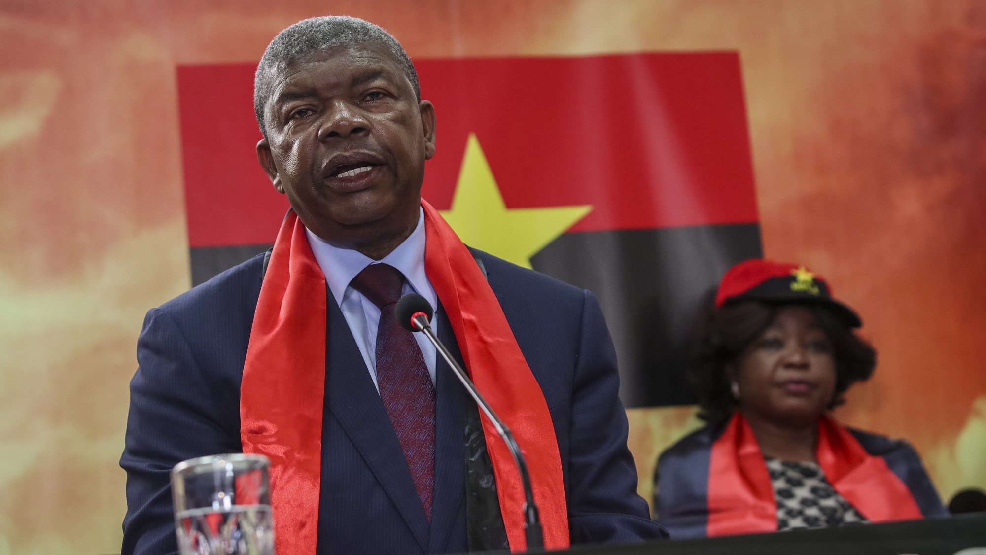 epa10145739 Incumbent President and Presidential candidate for the People&#039;s Movement for the Liberation of Angola (MPLA) Joao Lourenco attends a press conference after the National Electoral Commission (CNE) certified his party&#039;s victory in the 24 August general elections, at the MPLA headquarters in Luanda, Angola, 29 August 2022. The CNE published results 29 August that the MPLA won just more than 51 percent of the vote, guaranteeing a second term for Lourenco.  EPA/PAULO NOVAIS