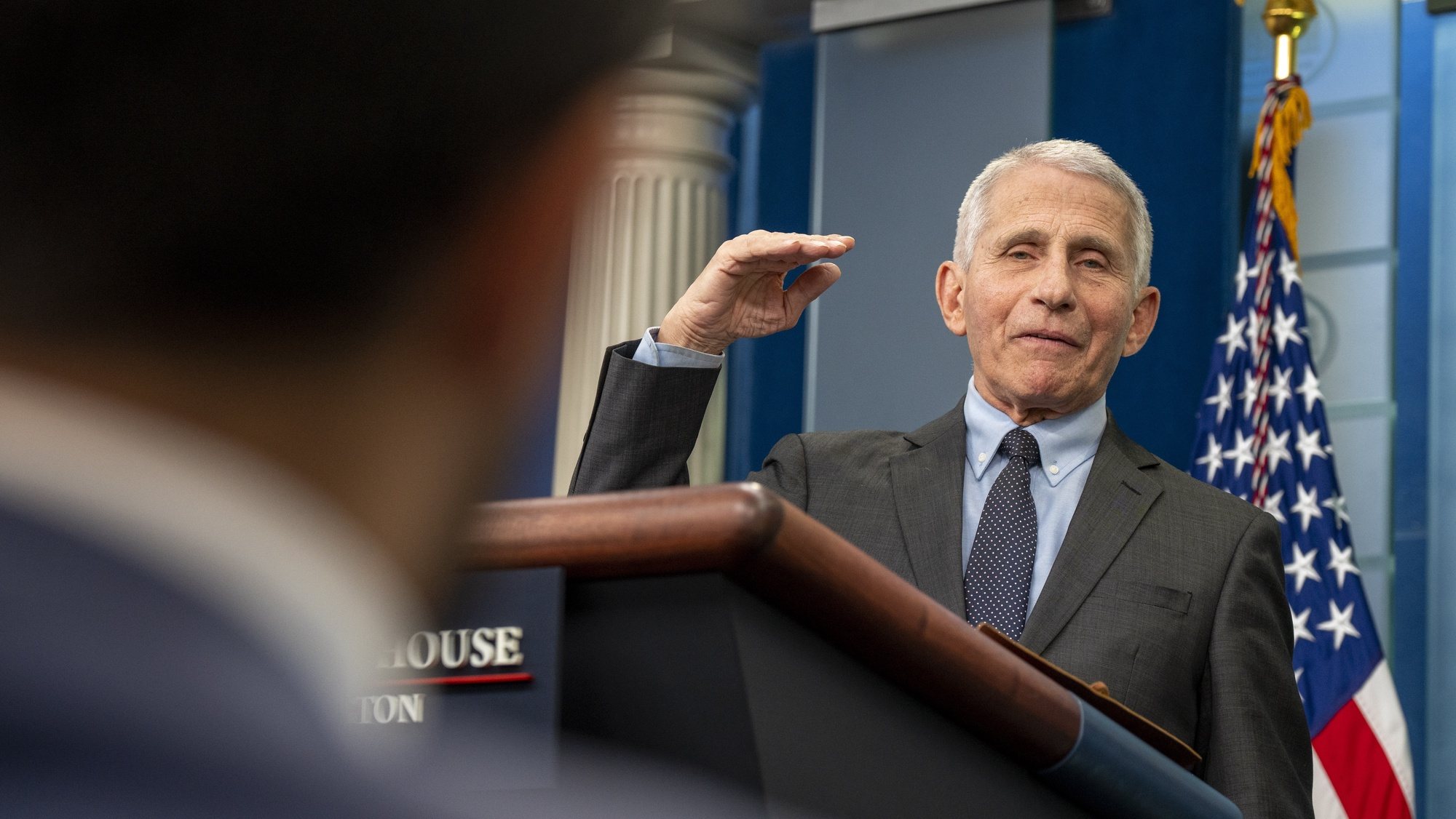 epa10321093 Dr. Antony Fauci, Chief Medical Advisor to the President of the United States, speaks during the daily press briefing at the White House in Washington, DC, USA, 22 November 2022.  EPA/Ken Cedeno / POOL