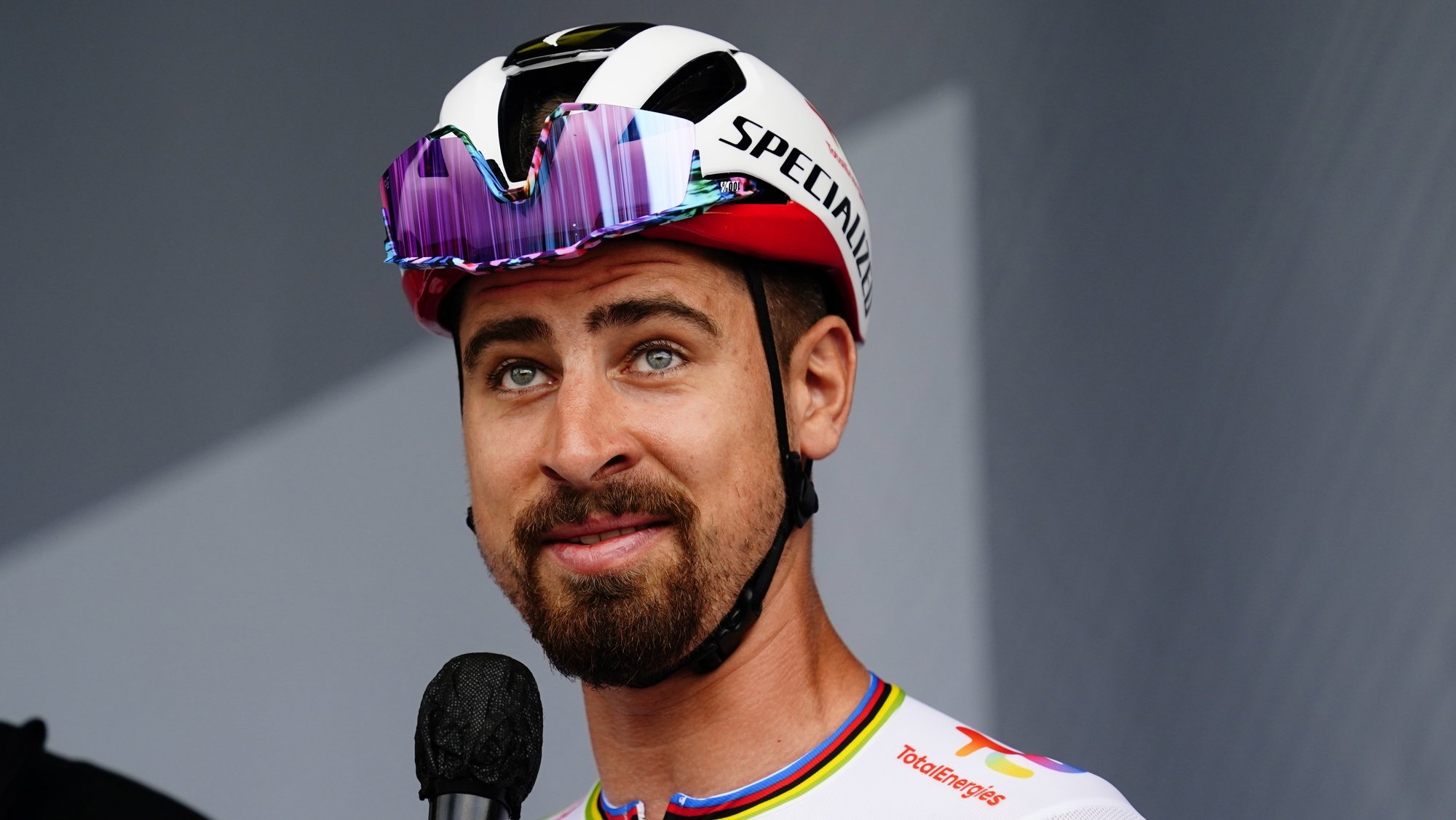 epa10049255 Peter Sagan of Team TotalEnergies before start of the third stage of Tour de France 2022 cycling race, over 182 km, between Vejle and Soenderborg, Denmark, 03 July 2022.  EPA/BO AMSTRUP  DENMARK OUT