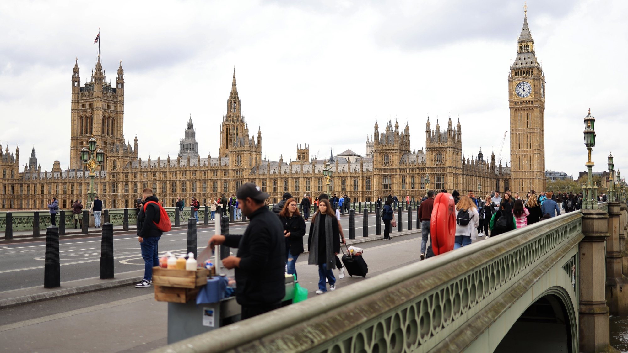 epa11293848 The Houses of Parliament in London, Britain, 22 April 2024. Britain’s Prime Minister Rishi Sunak has announced plans for migrants to be deported to Rwanda in July 2024.  EPA/NEIL HALL