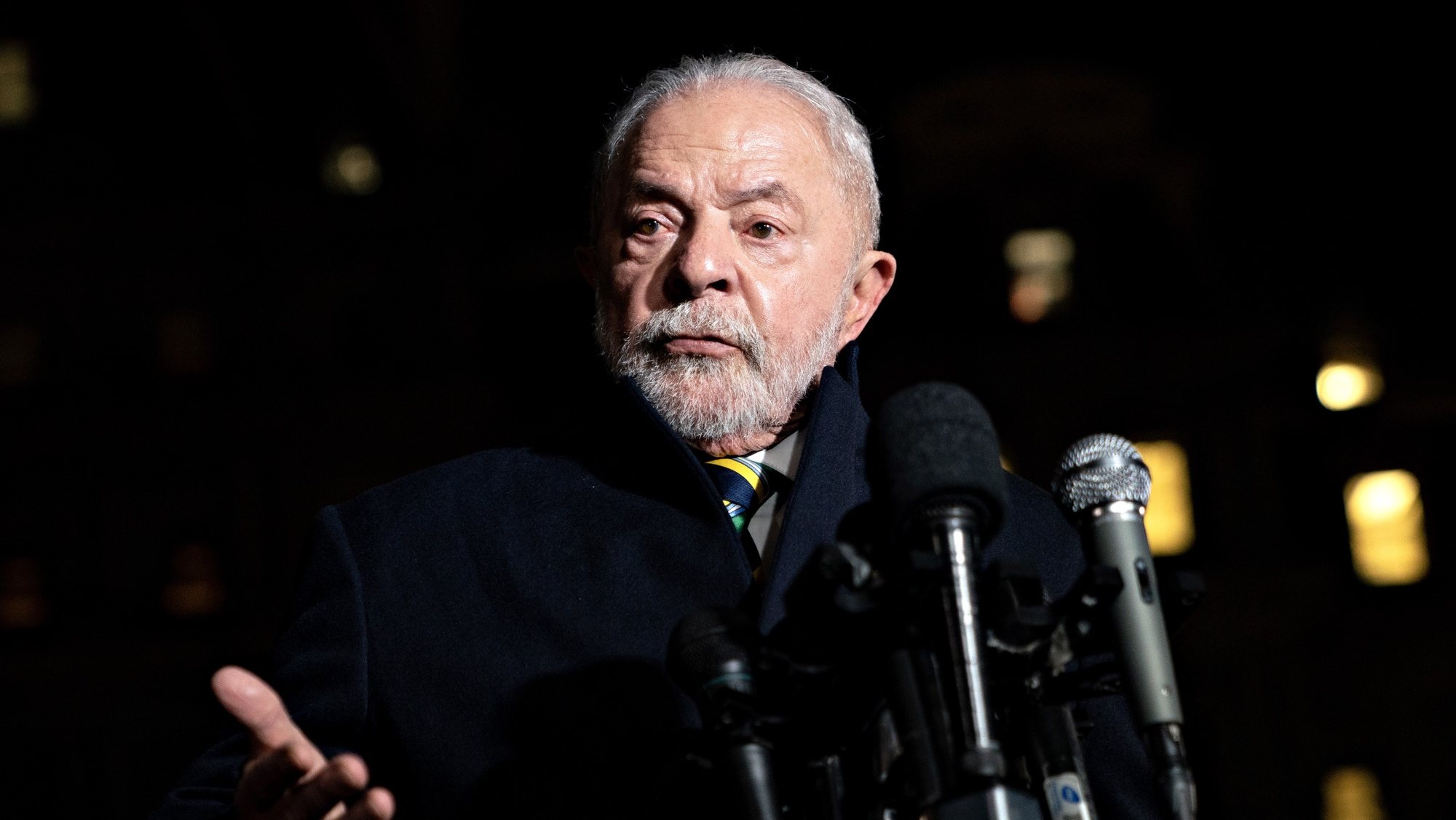 epa10460046 Brazil President Luiz Inacio Lula da Silva speaks to members of the media after meeting with US President Joe Biden (not pictured) at the White House, in Washington, DC, USA, 10 February 2023. Biden is hosting Lula in a show of support for Brazilian democracy, shaken last month by a right-wing insurrection akin to the invasion of theÂ US Capitol in 2021.  EPA/ANDREW HARRER / POOL