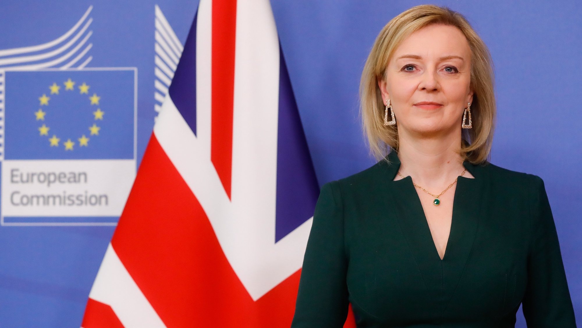 epa09775632 UK Foreign Secretary Liz Truss poses for a photo ahead of a EU-UK Joint Committee meeting at the European Commission  in Brussels, Belgium, 21 February 2022.  EPA/STEPHANIE LECOCQ