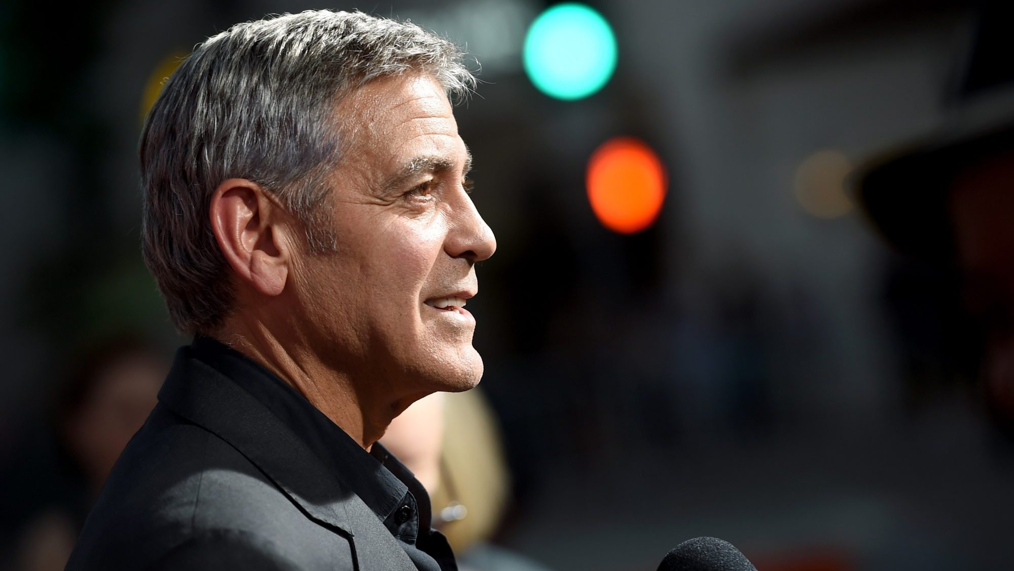 George Clooney tem casas em Itália e em Inglaterra, mas parece que não é desta que vem para Portugal