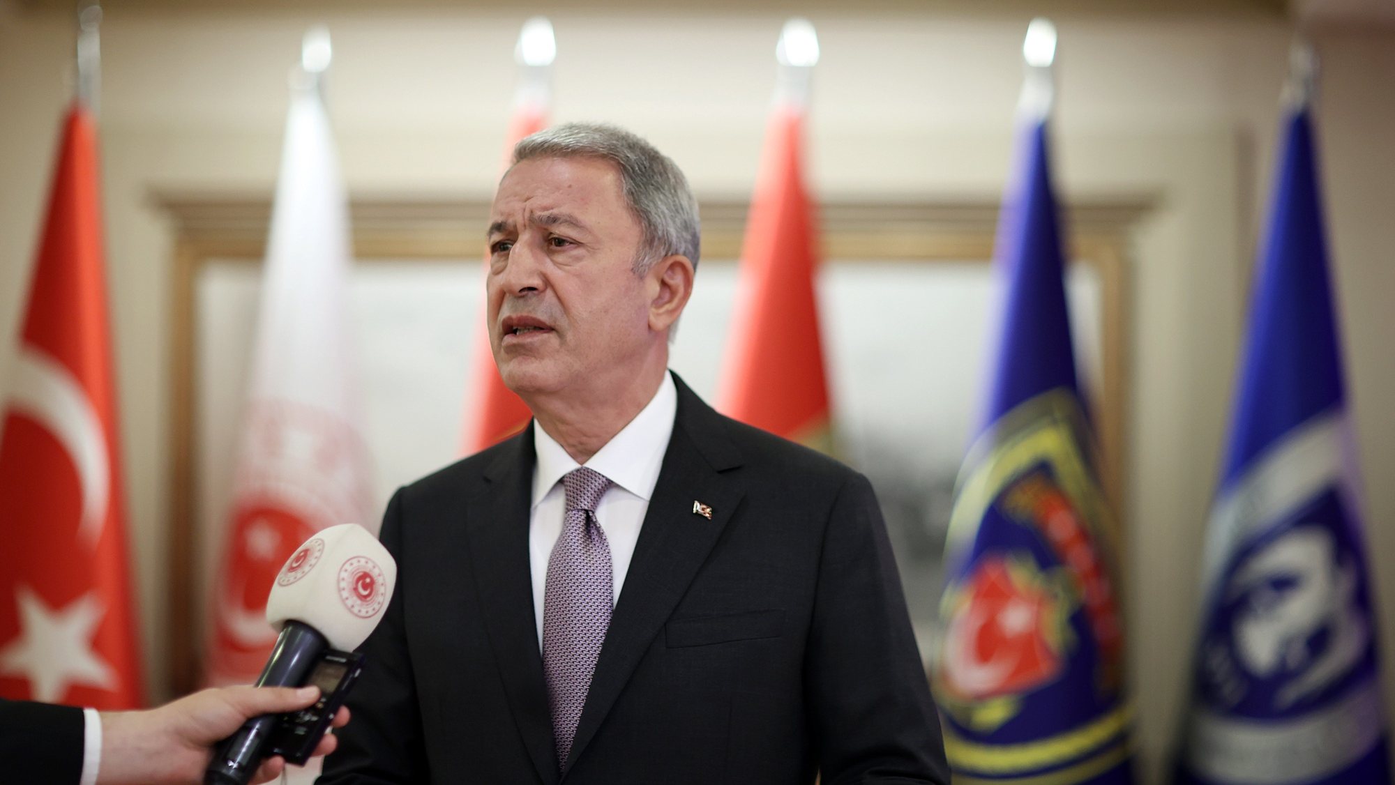 epa10069407 A handout photo made available by the Turkish Defence Ministry press office shows, Turkish Defence Minister Hulusi Akar speaks after the Turkish, Russian, Ukrainian and UN diplomats meeting for grain talks in Istanbul, Turkey, 13 July 2022.  EPA/TURKISH DEFENCE MINISTRY PRESS OFFICE / HANDOUT  HANDOUT EDITORIAL USE ONLY/NO SALES