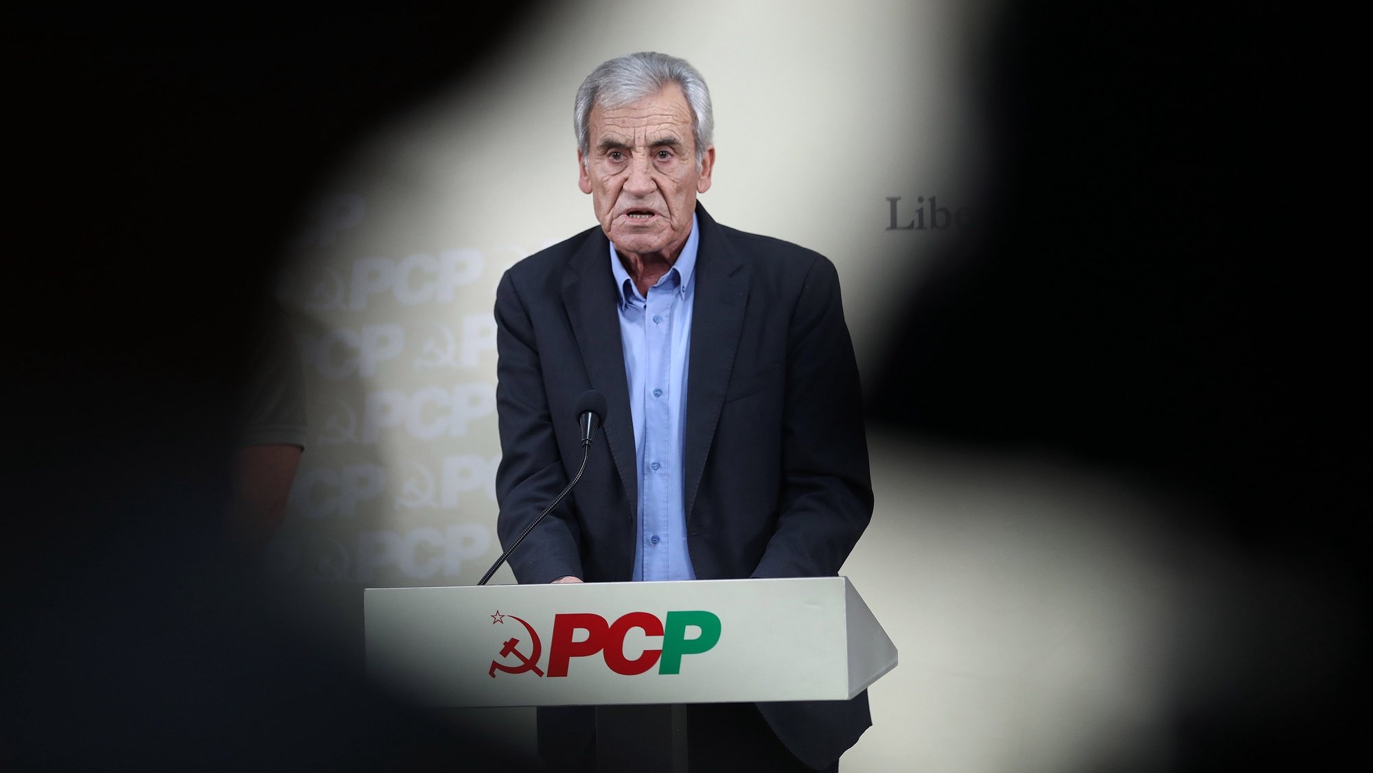 O secretário-geral do Partido Comunista Português (PCP), Jerónimo de Sousa, apresenta as principais conclusões da reunião do Comité Central do PCP, em Lisboa, 07 de junho de 2022. ANTÓNIO PEDRO SANTOS/LUSA