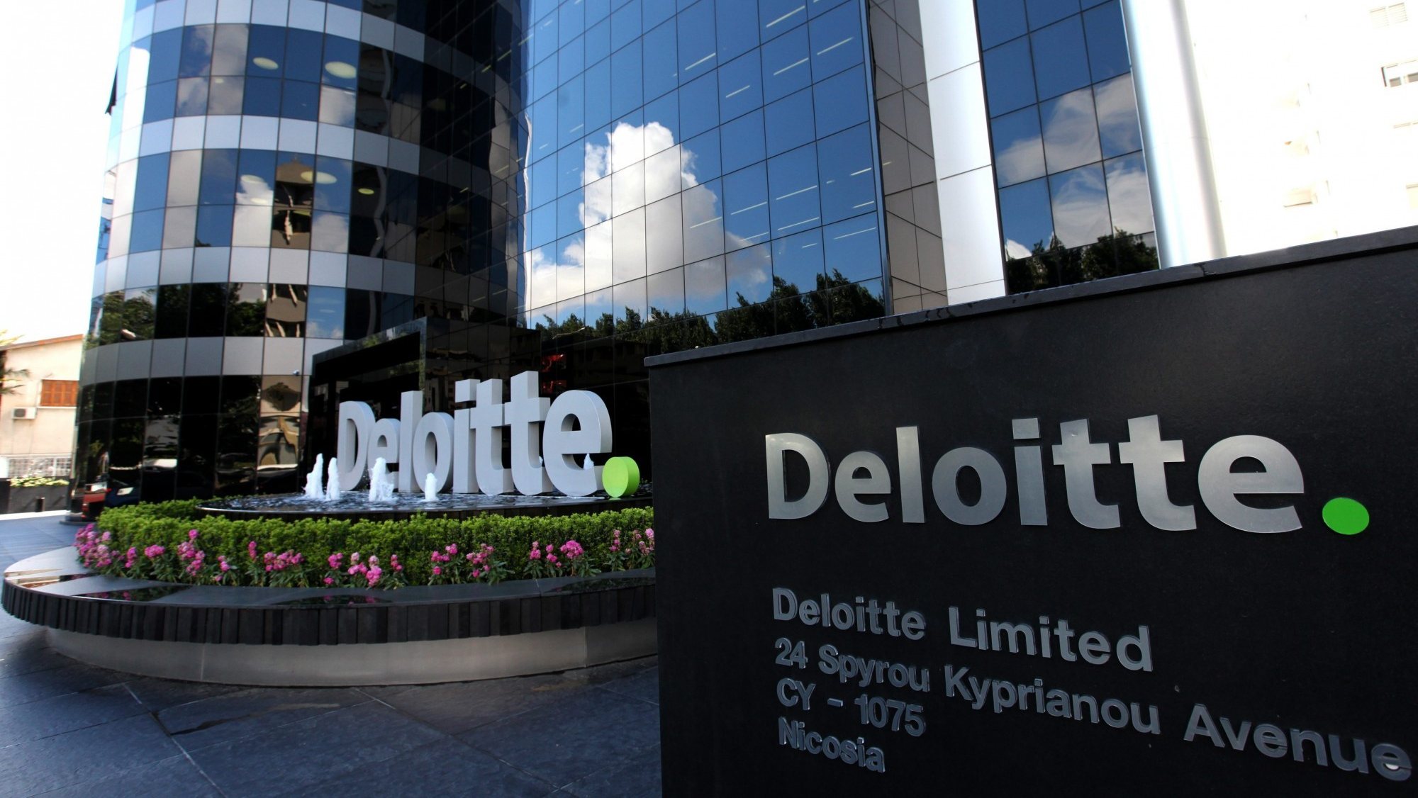 A Deloitte foi uma das empresas contratadas pelo governo regional para o processo de candidaturas às agendas mobilizadoras