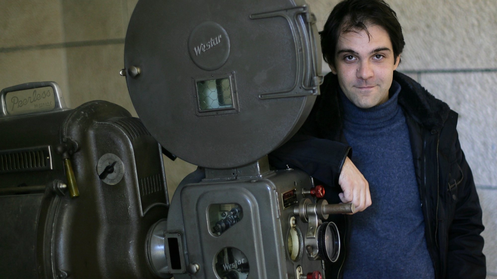 Entrevista ao realizador, Sandro Aguilar, que decorreu no Forum Lisboa, irá estrear o seu filme &quot;A Zona&quot;, no próximo dia 30 de Abril, no Cinema São Jorge. Lisboa, 22 Abril de 2008. (ACOMPANHA TEXTO)  MIGUEL A.LOPES / LUSA
