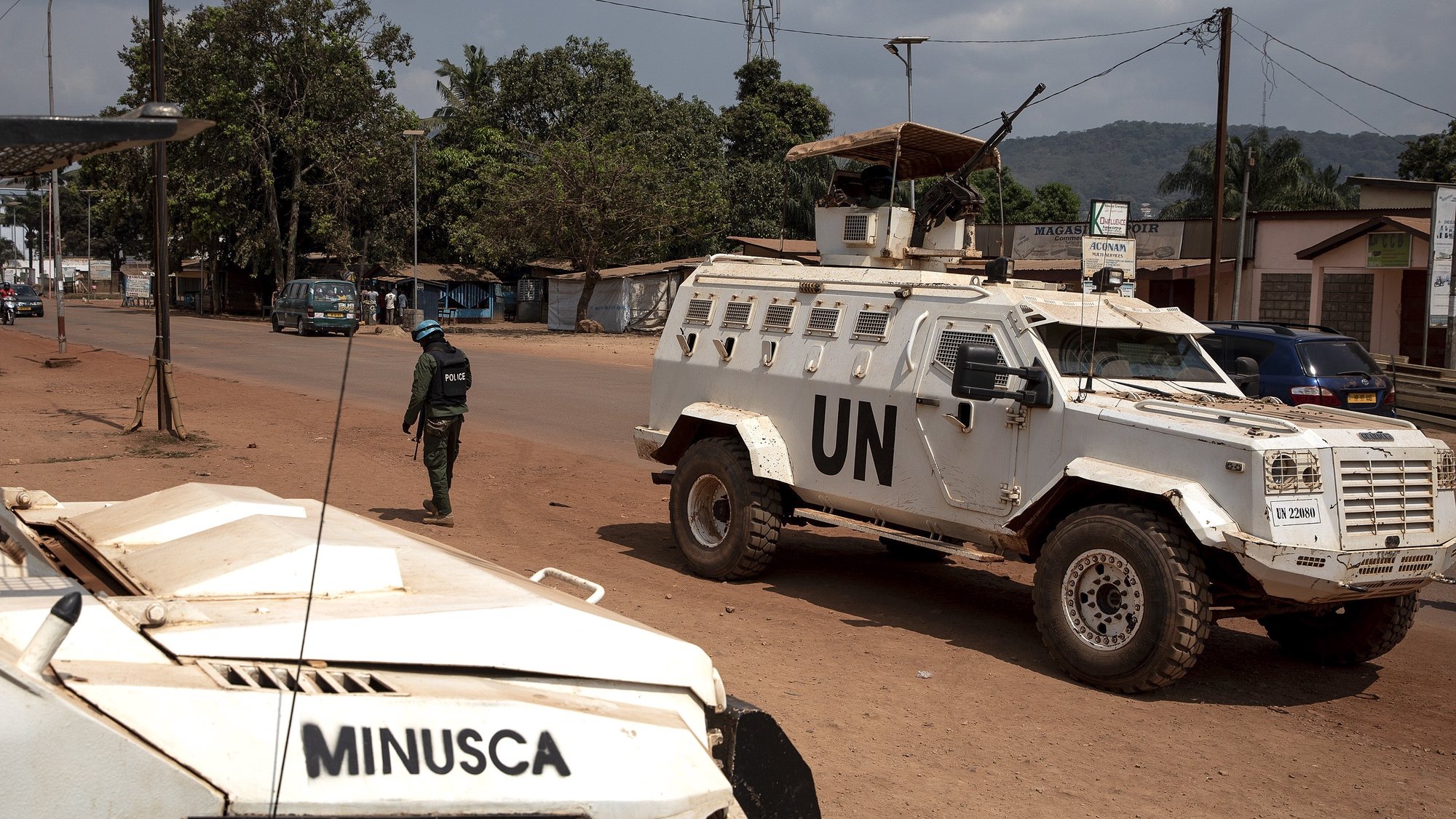epa08902103 United Nations Multidimensional Integrated Stabilization Mission in the Central African Republic (MINUSCA) patrol in Bangui, Central African Republic (CAR), 23 December 2020. The presidential elections will be held on 27 December 2020 in CAR, one of the world&#039;s poorest and most volatile countries. Tensions are high in the capital Bangui days before the elections with rebel groups trying to prevent the holding of the elections on one side and the CAR army with support from Russia and Rwanda, who have sent hundreds of additional troops to assist the government.  EPA/ADRIENNE SURPRENANT