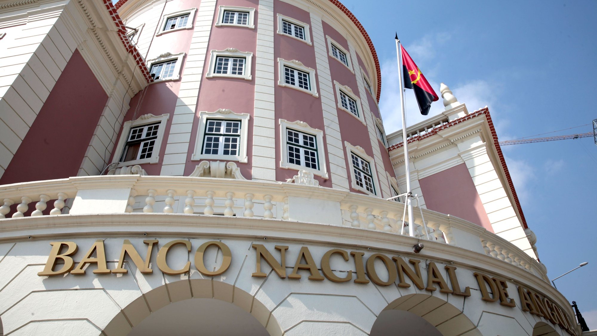 Banco Nacional de Angola no LinkedIn: #bna #cpm