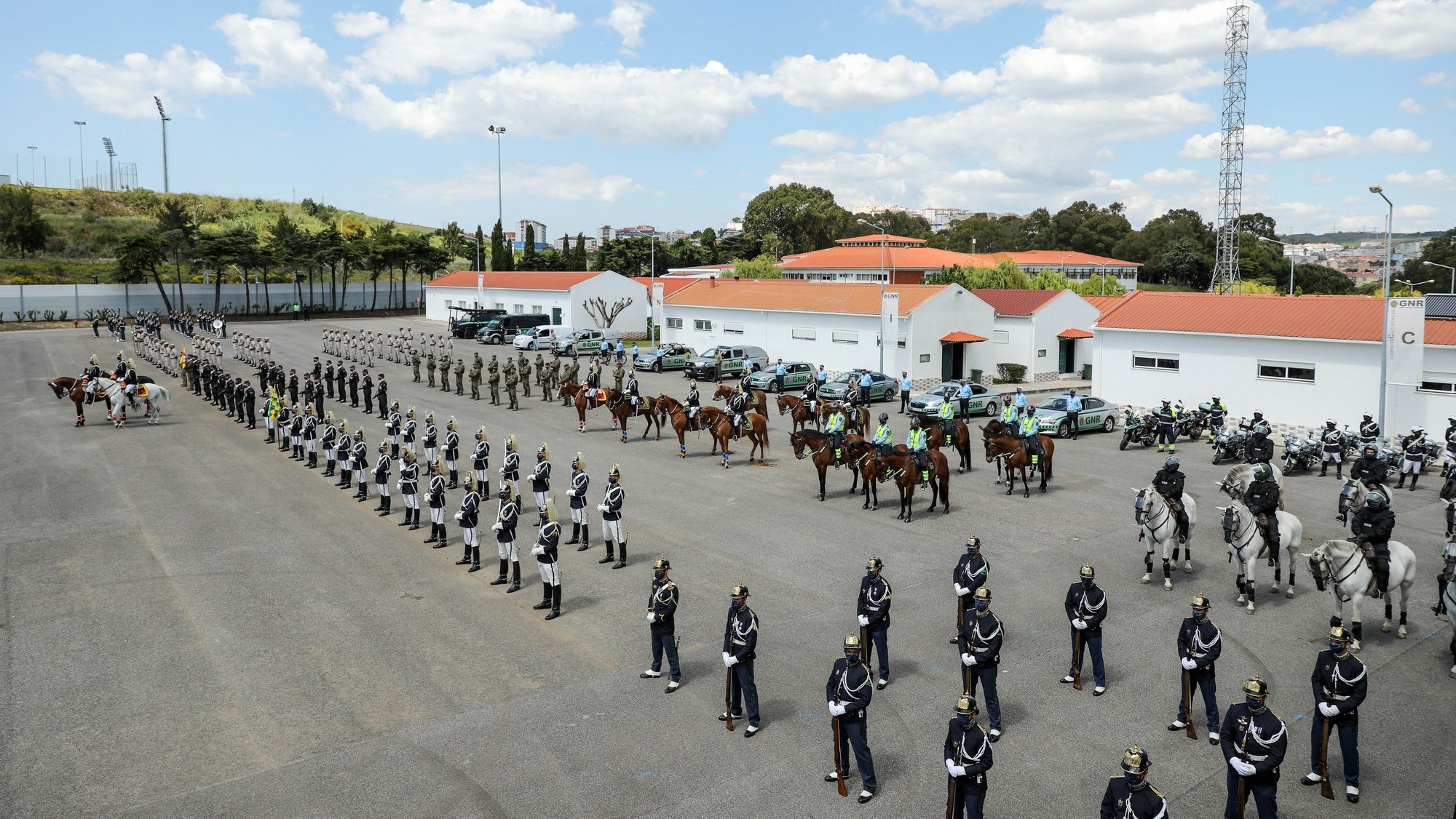 Cerimónia militar do 110.º aniversário da Guarda Nacional Republicana (GNR), esta tarde na Escola da Guarda Nacional Repúblicana em Queluz, 3 de maio de 2021. MIGUEL A. LOPES/LUSA