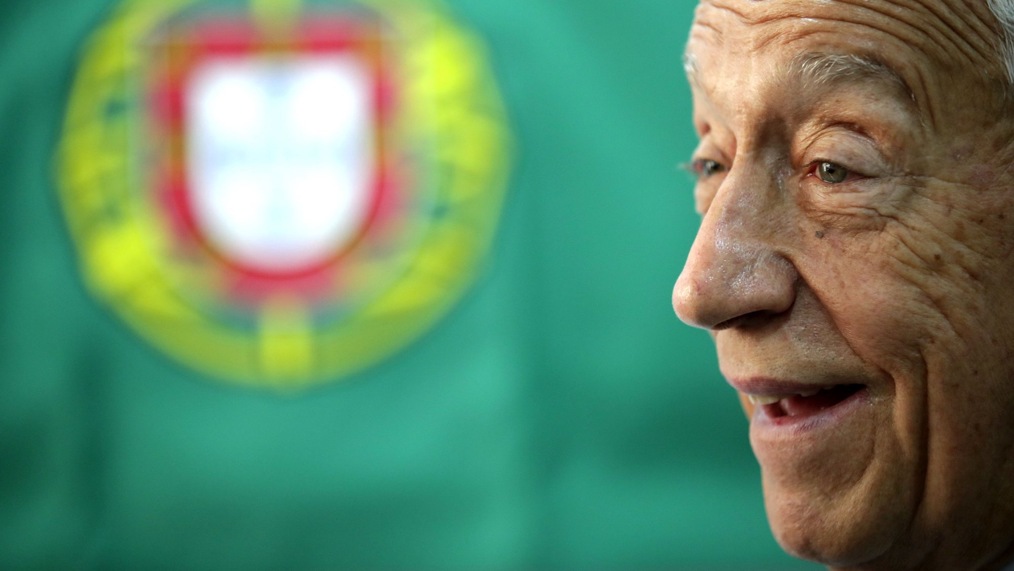 O Presidente da República, Marcelo Rebelo de Sousa, durante a inauguração do Refeitório Social “Senta.Com”, em São João da Madeira, 23 de abril de 2022. ESTELA SILVA/LUSA