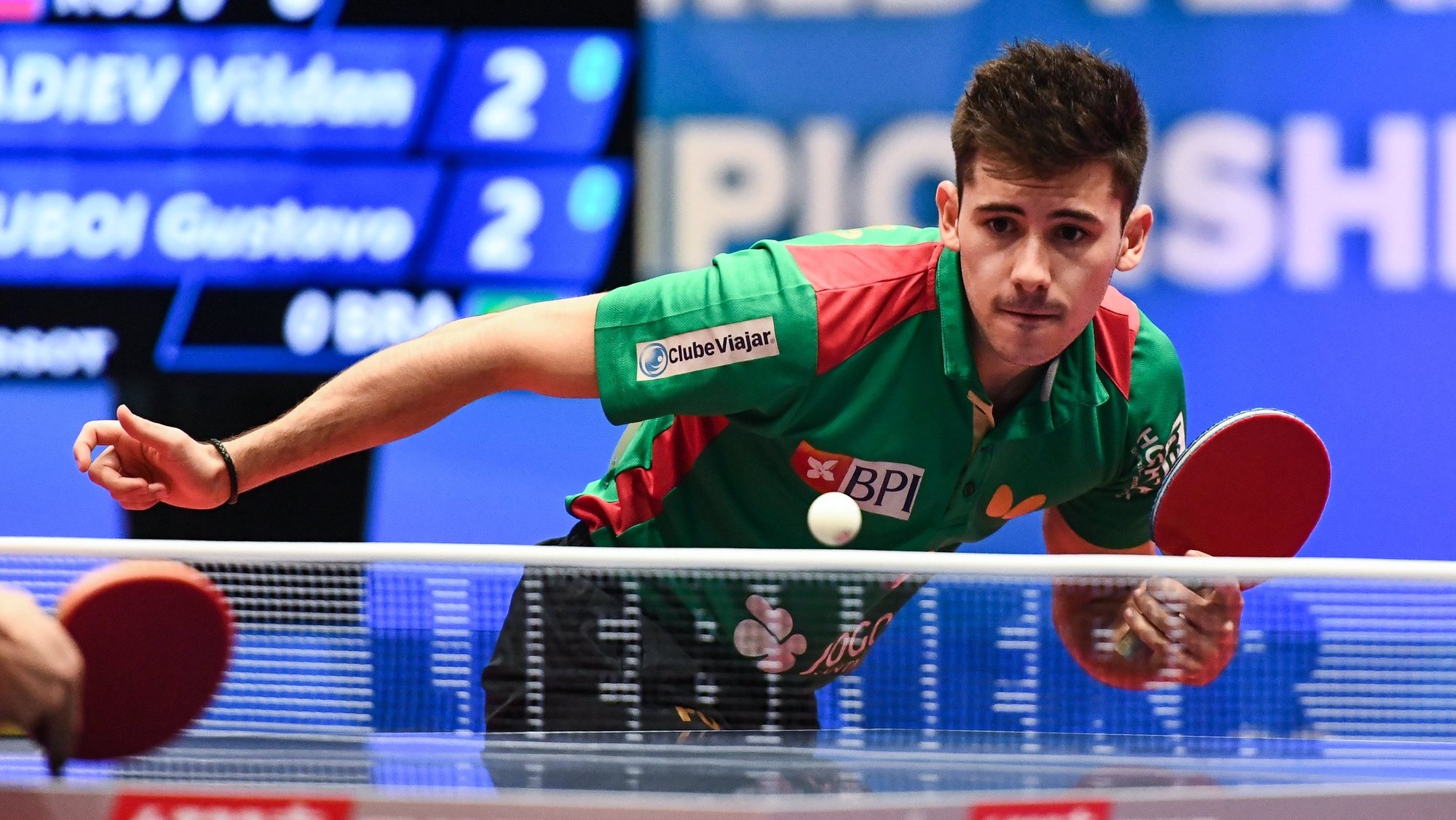 epa06706163 Joao Geraldo of Portugal in action against Lubomir Jancarik of Czech Republic during the game between Portugal and the Czech Republic in the group stage of the Table Tennis Team World Championships in Halmstad, Sweden, 02 May 2018.  EPA/CHRISTIAN BRUNA