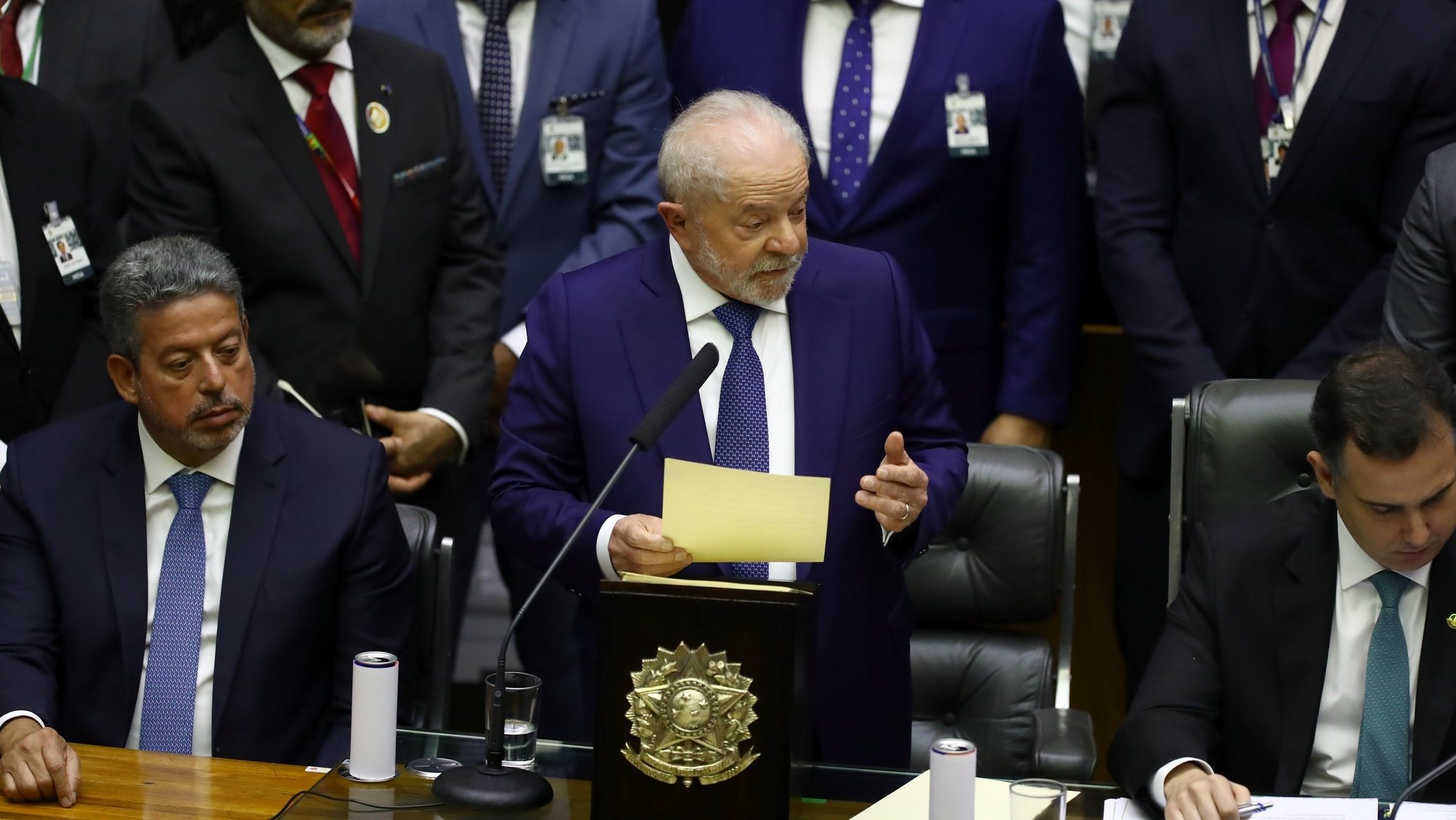 epa10385715 Brazil President Luiz Inacio Lula da Silva (C) delivers a speech before Parliament during his inauguration in Brasilia, Brazil, 01 January 2023. Lula was sworn in for his third term as President of Brazil after winning the October 2022 general elections.  EPA/Jarbas Oliveria