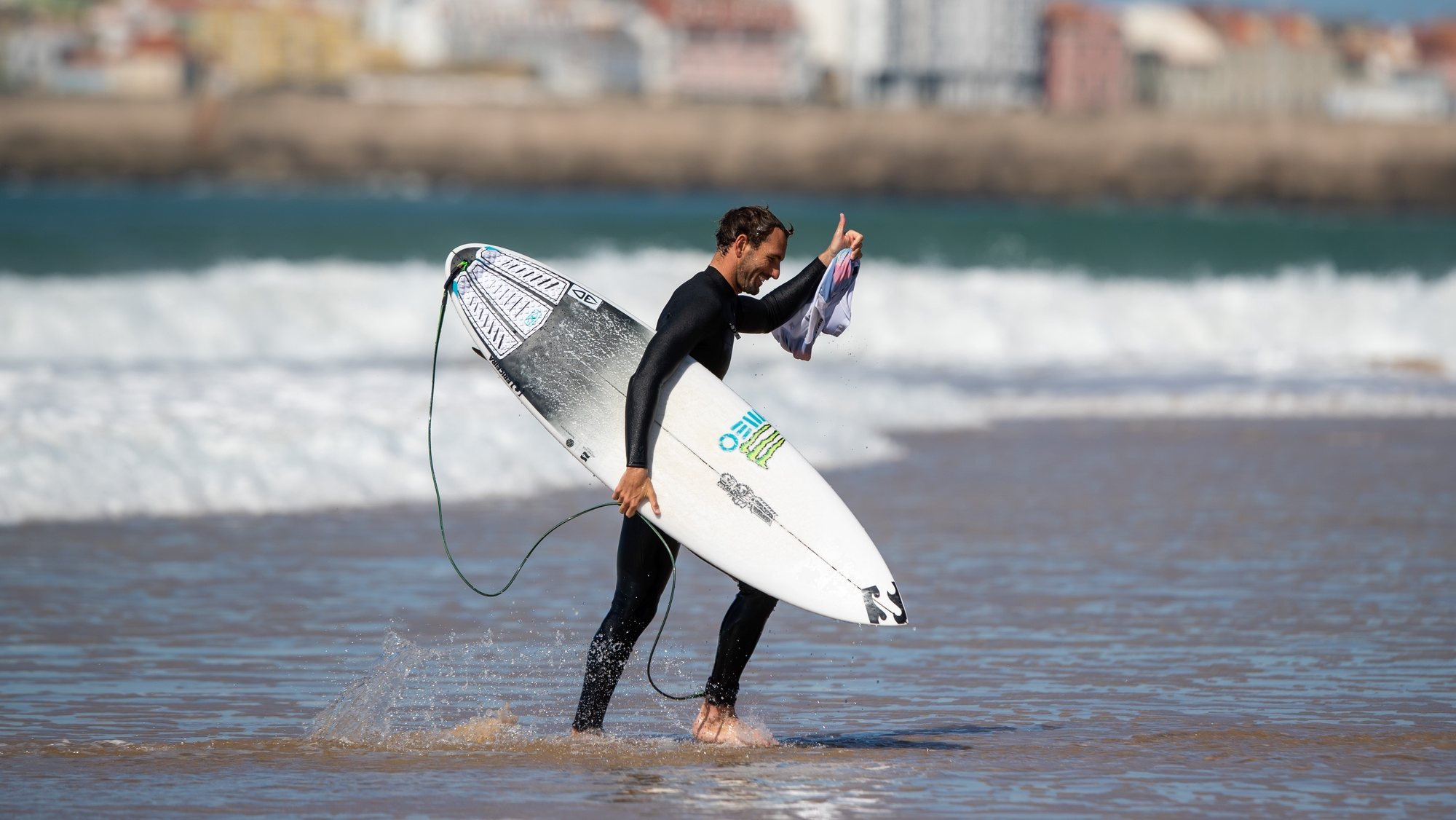 Portuguese surfer Frederico Morais acknowledges the crowd ater losing his round of 16 heat of the Meo Pro Portugal, the portuguese leg of the World Surf League World Tour, at Supertubos beach, in Peniche, Portugal, 06 March 2022. JOSE SENA GOULAO/LUSA