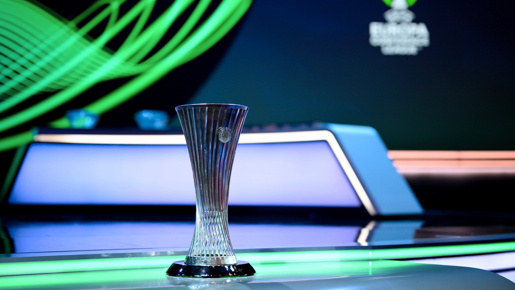 Roma ganhou a primeira edição da Liga Conferência, que terá a final do segundo anos em 2023 na Fortuna Arena, em Praga