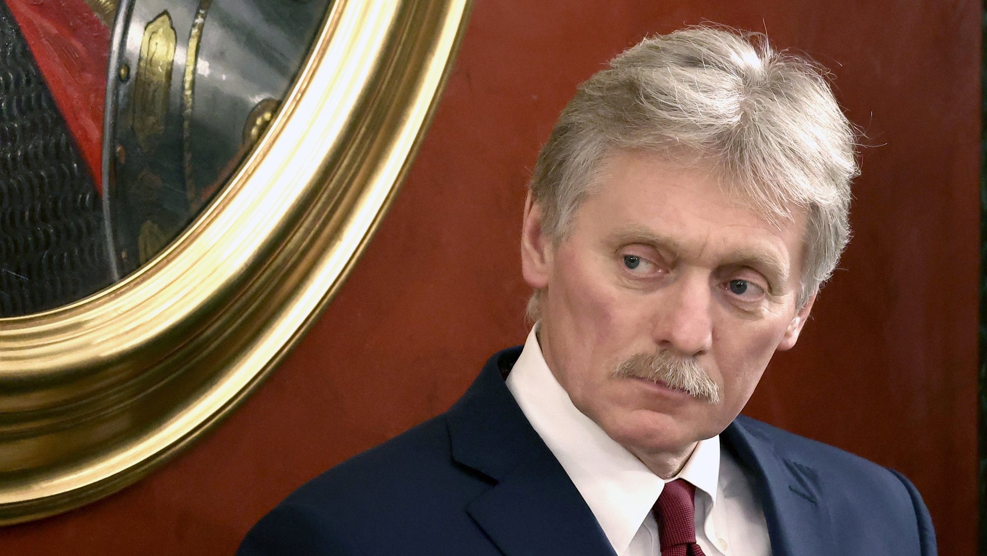 epa10376492 Kremlin spokesman Dmitry Peskov attends a news conference of Russian President Vladimir Putin following a meeting of the State Council on implementing the youth policy in current conditions, at the Kremlin in Moscow, Russia 22 December 2022.  EPA/VALERIY SHARIFULIN/SPUTNIK/KREMLIN POOL MANDATORY CREDIT