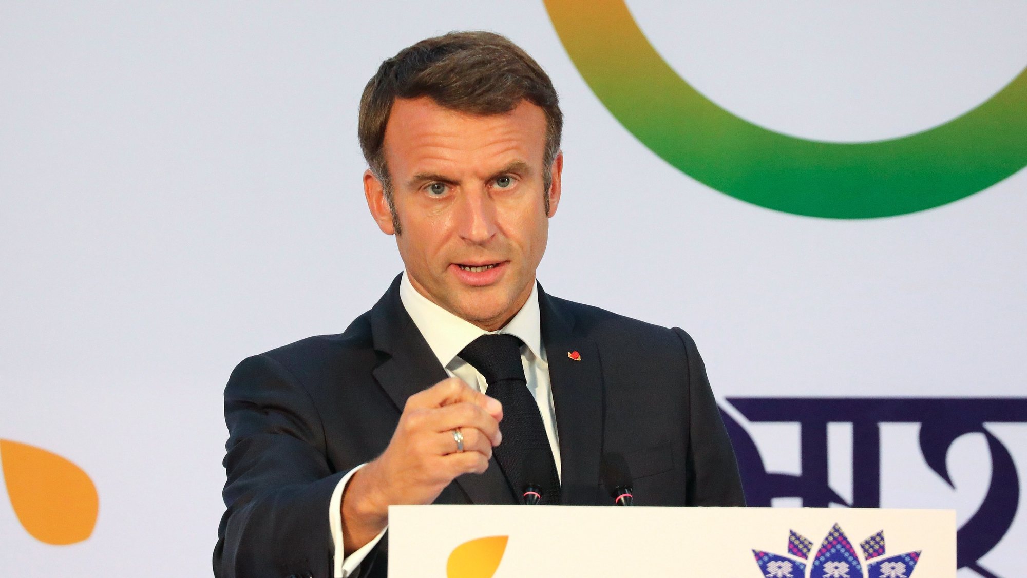 epa10852378 French President Emmanuel Macron addresses a press conference at the international media center during the G20 Summit in New Delhi, India, 10 September 2023. The G20 Heads of State and Government summit took place in the Indian capital on 09 and 10 September.  EPA/HARISH TYAGI
