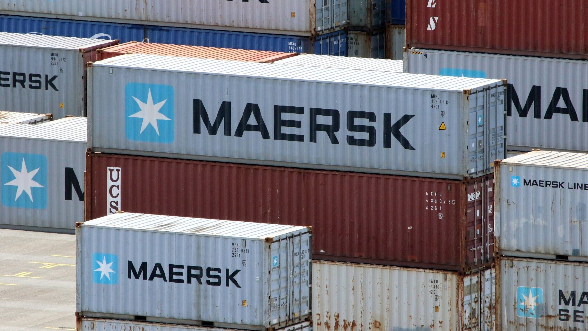 Um navio da Maersk foi atacado na quinta-feira no Mar Vermelho