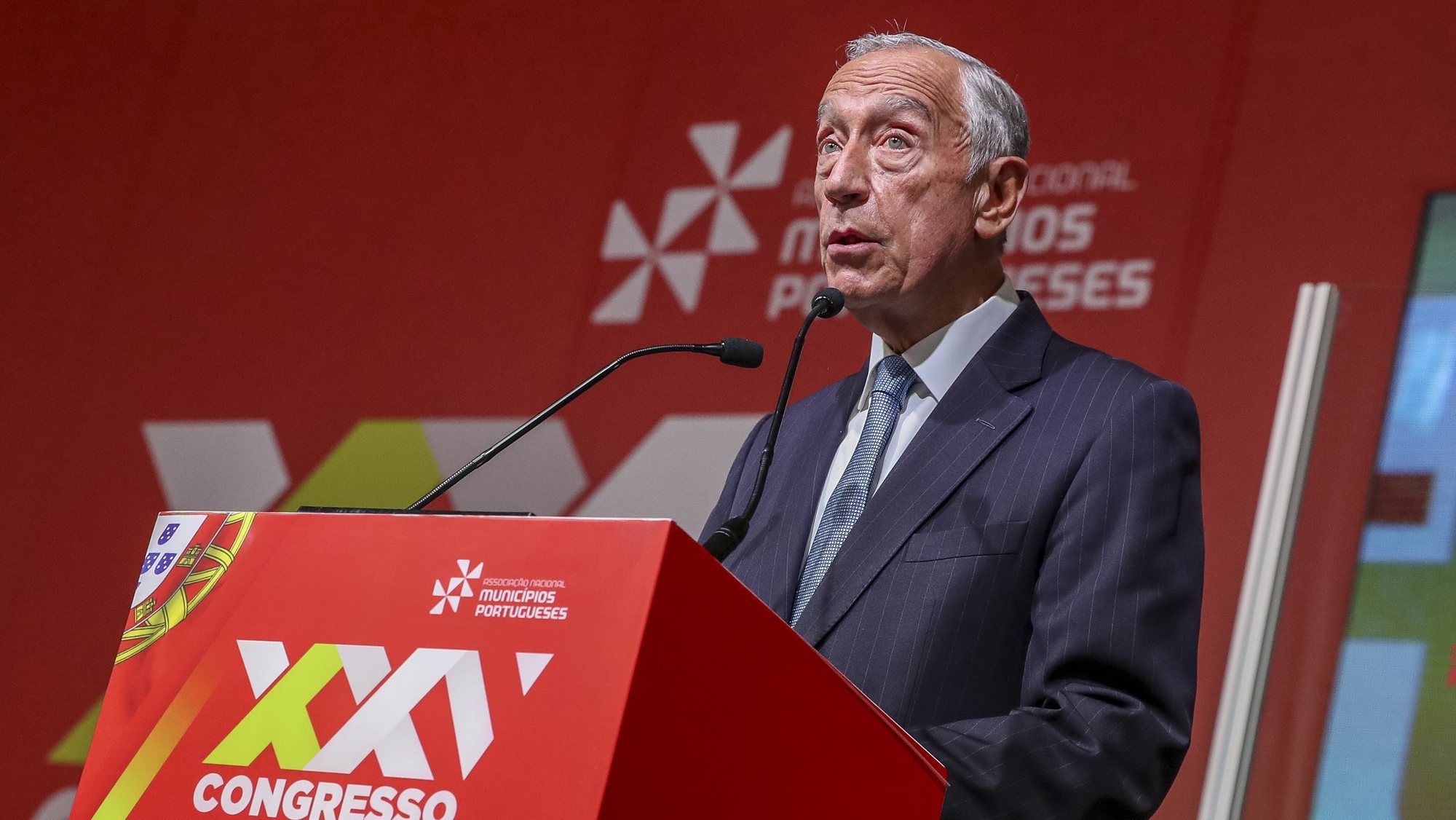 O Presidente da República, Marcelo Rebelo de Sousa, discursa durante a sessão de encerramento do XXV Congresso da Associação Nacional de Municípios Portugueses, em Aveiro, 12 de dezembro de 2021. PAULO NOVAIS/LUSA