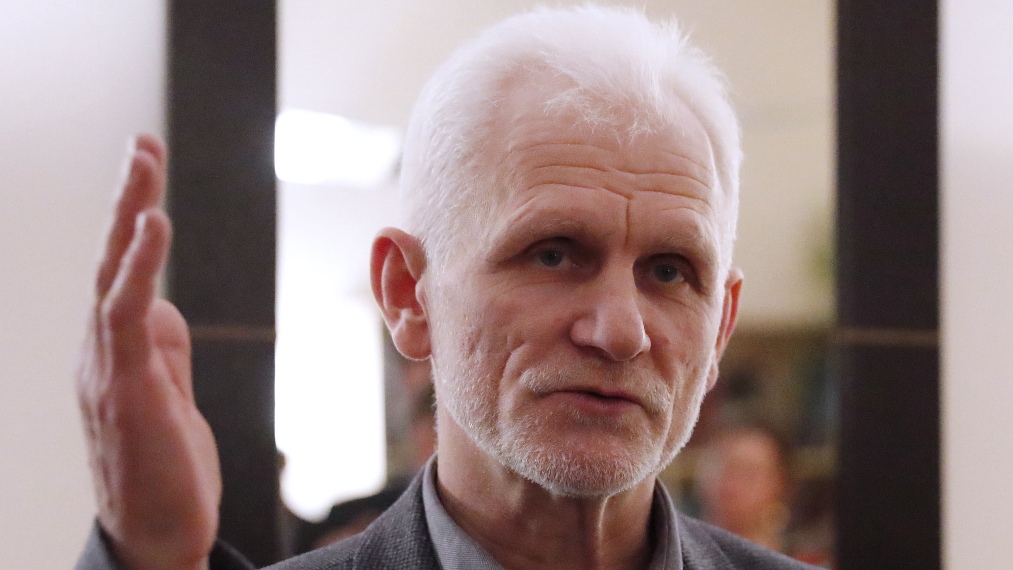epa10228788 (FILE) - Belarusian human rights activist Ales Bialiatski (also transliterated as Alex Belyatsky) talks to the media as he receives the Franco-German Prize for Human Rights and the Rule of Law during a ceremony in Minsk, Belarus, 11 December 2019 (reissued 07 October 2022). The Nobel Peace Prize 2022 has been awarded to human rights advocate Ales Bialiatski from Belarus, the Russian human rights organization Memorial and the Ukrainian human rights organization Center for Civil Liberties. The Norwegian Nobel Committee said in a statement on 07 October 2022, that by awarding the Nobel Peace Prize for 2022 to Bialiatski, Memorial and the Center for Civil Liberties, it wishes to &#039;honour three outstanding champions of human rights, democracy and peaceful co-existence in the neighbour countries Belarus, Russia and Ukraine.&#039; Bialiatski was imprisoned from 2011 to 2014 and following large-scale demonstrations against the Belarus regime in 2020, he was again arrested and still detained without trial, the Norwegian Nobel Committee added.  EPA/TATYANA ZENKOVICH *** Local Caption *** 55701031