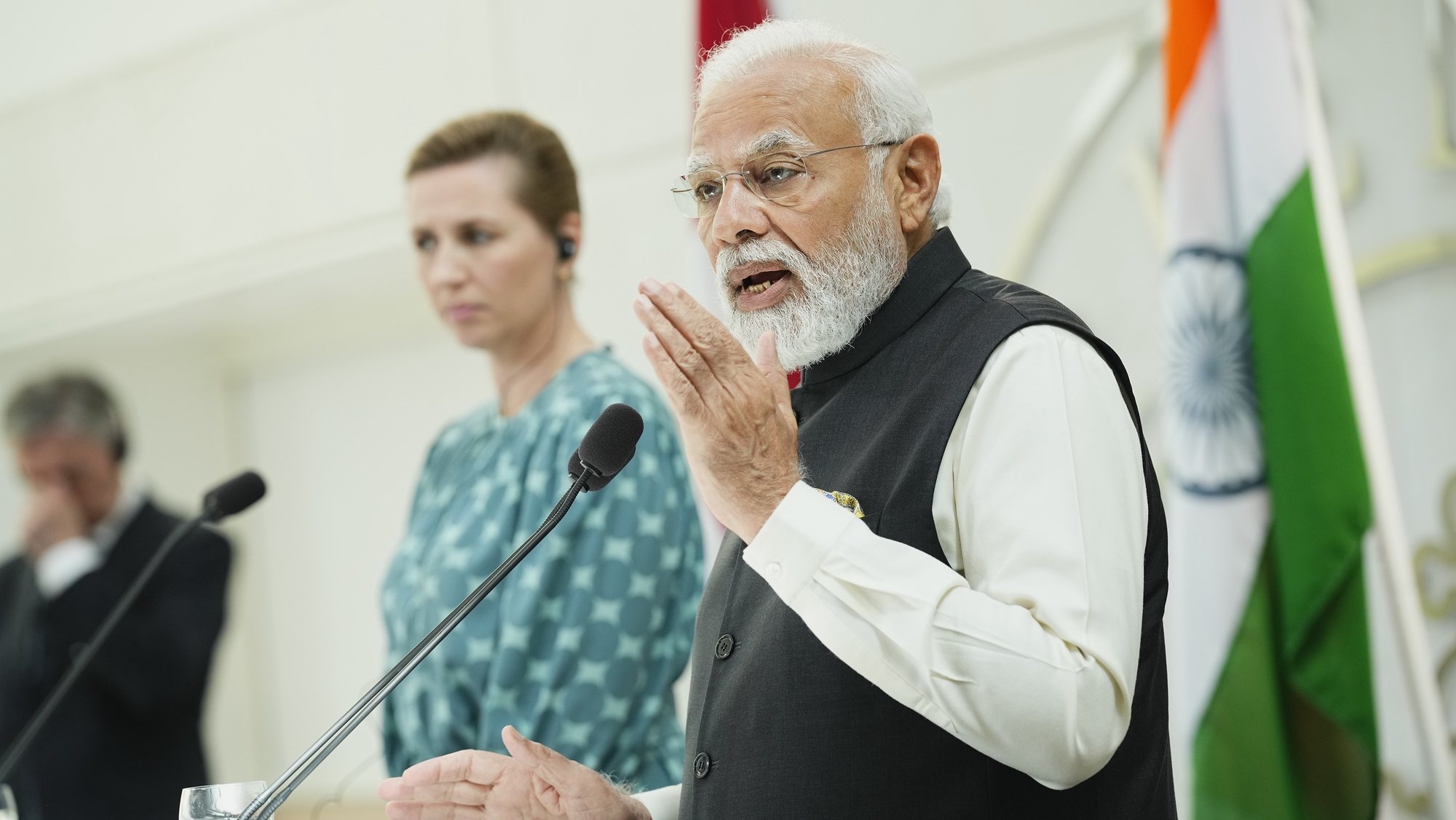 epa09924389 Indian Prime Minister Narendra Modi (R) and Danish Prime Minister Mette Frederiksen during a press briefing after a meeting at the Prime Minister&#039;s official residence Marienborg, in Kongens Lyngby, Denmark, 03 May 2022. The Prime Minister of India is on a two-days official visit to Denmark.  EPA/Martin Sylvest  DENMARK OUT