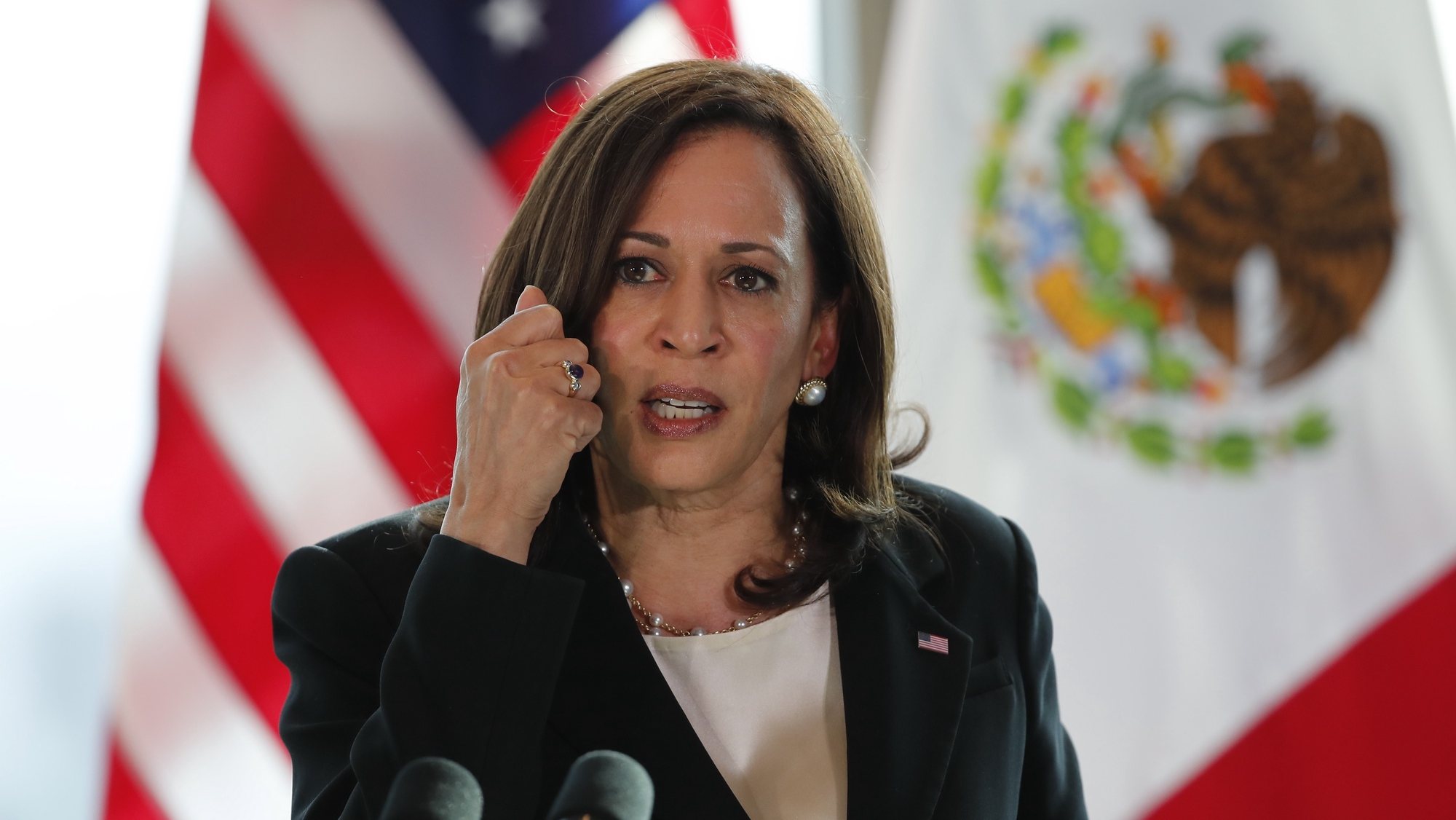 epa09256336 US Vice President Kamala Harris offers a press conference, in Mexico City, Mexico, 08 June 2021. Harris described her trip to Mexico and Guatemala on Tuesday as a &#039;success&#039; because she achieved &#039;specific agreements&#039; for development and migration.  EPA/Jose Mendez