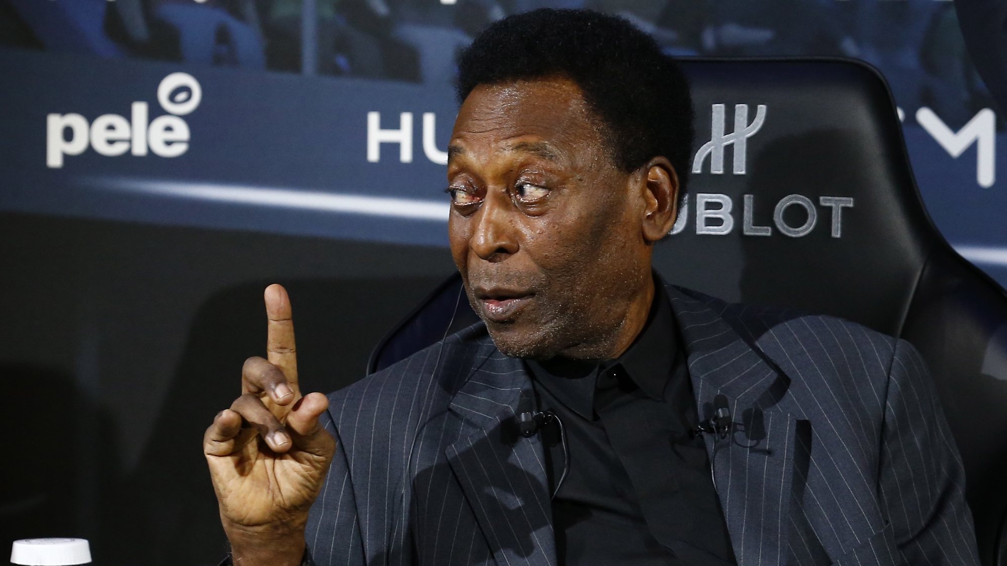 epa08767362 (FILE) - Legendary Brazilian former soccer player Pele attends a press conference at a commercial event in Paris, France, 02 April 2019 (re-issued on 23 October 2020). Edson Arantes do Nascimento &#039;Pele&#039; was born in Tres Coracoes, Minas Gerais, Brazil on 23 October 1940 and celebrates today his 80th birthday.  EPA/IAN LANGSDON *** Local Caption *** 55099820