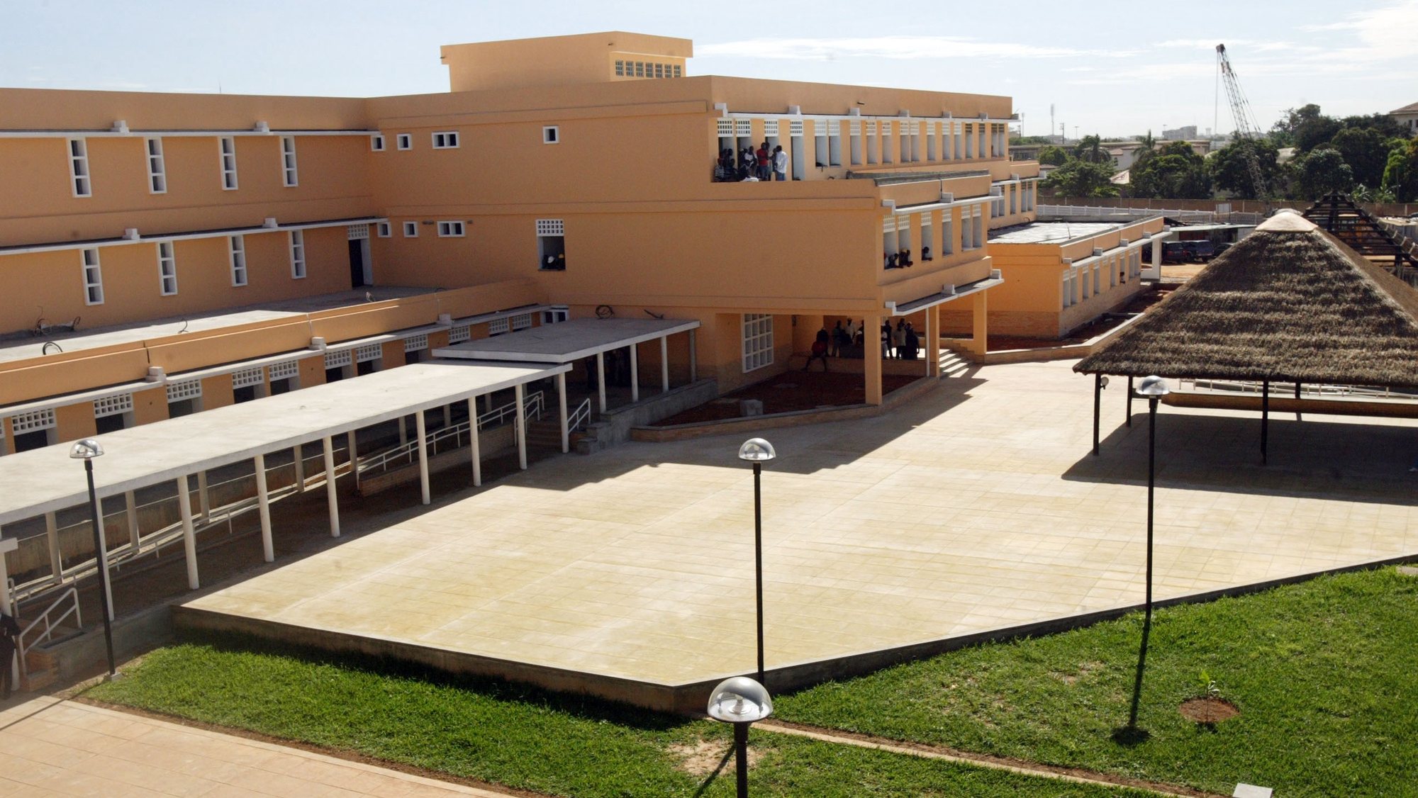 Instalações da Escola Portuguesa em Luanda. 
LUSA / ANTONIO COTRIM