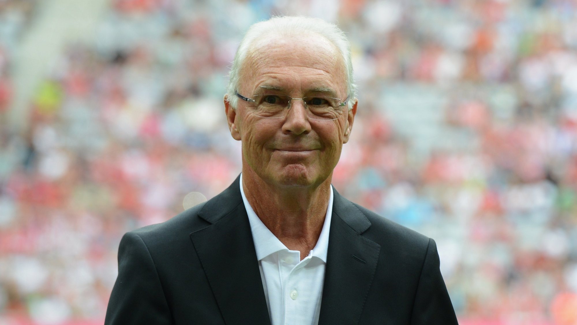 O antigo internacional alemão chegou a ser presidente do Bayern Munique