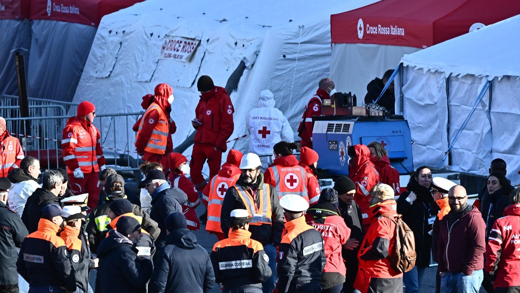 epa10436246 Health officers board the Geo Barents ship of the MSF after it docked at the port of La Spezia with with 37 migrants onboard, La Spezia, Italy, 28 January 2023. Doctors Without Frontiers (MSF) said on 25 January that the Geo Barents conducted its third rescue of the last few days and has 237 asylum seekers on board, adding that 107 people, including 36 minors and five women, were picked up from an overloaded dinghy in the latest operation.  EPA/LUCA ZENNARO